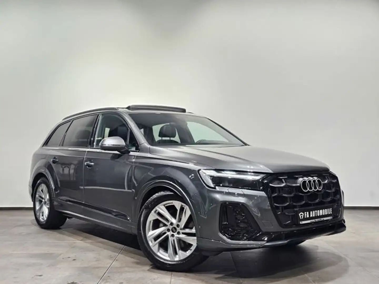 Audi Q7 50 TDI S Line Black 7Sitz Pano Matrix Facelif Grau - 2
