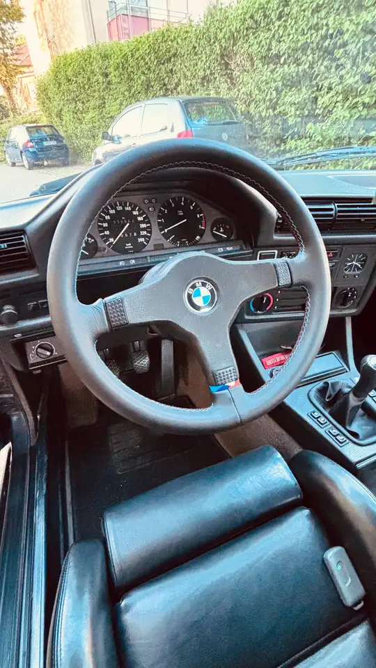 BMW 318i E30 Cabrio SCHMUCKSTÜCK Top Zustand Sammlerstück H Zulassung Oldtimer, foto 6
