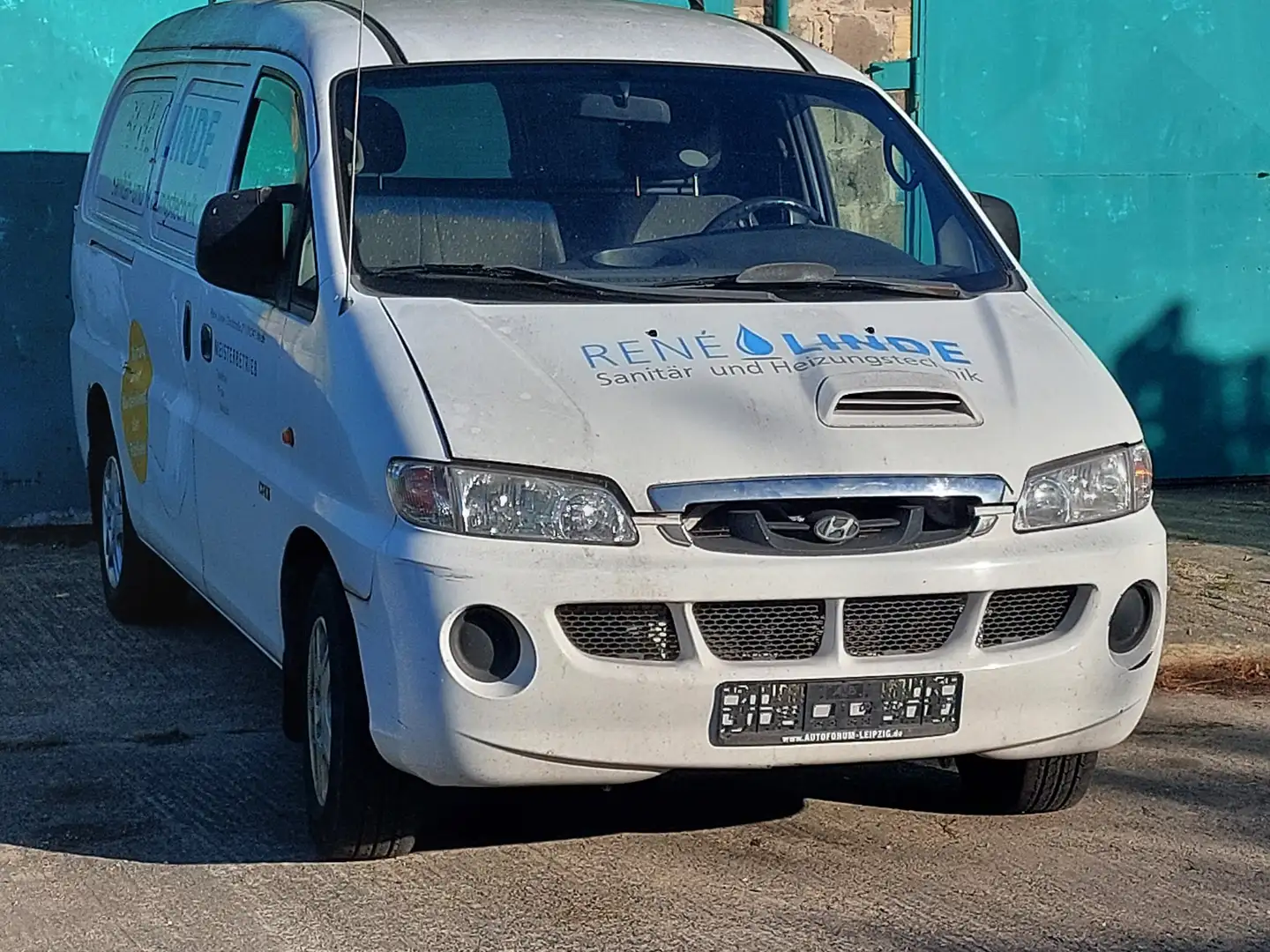 Hyundai H-1 H 1 HK - 2