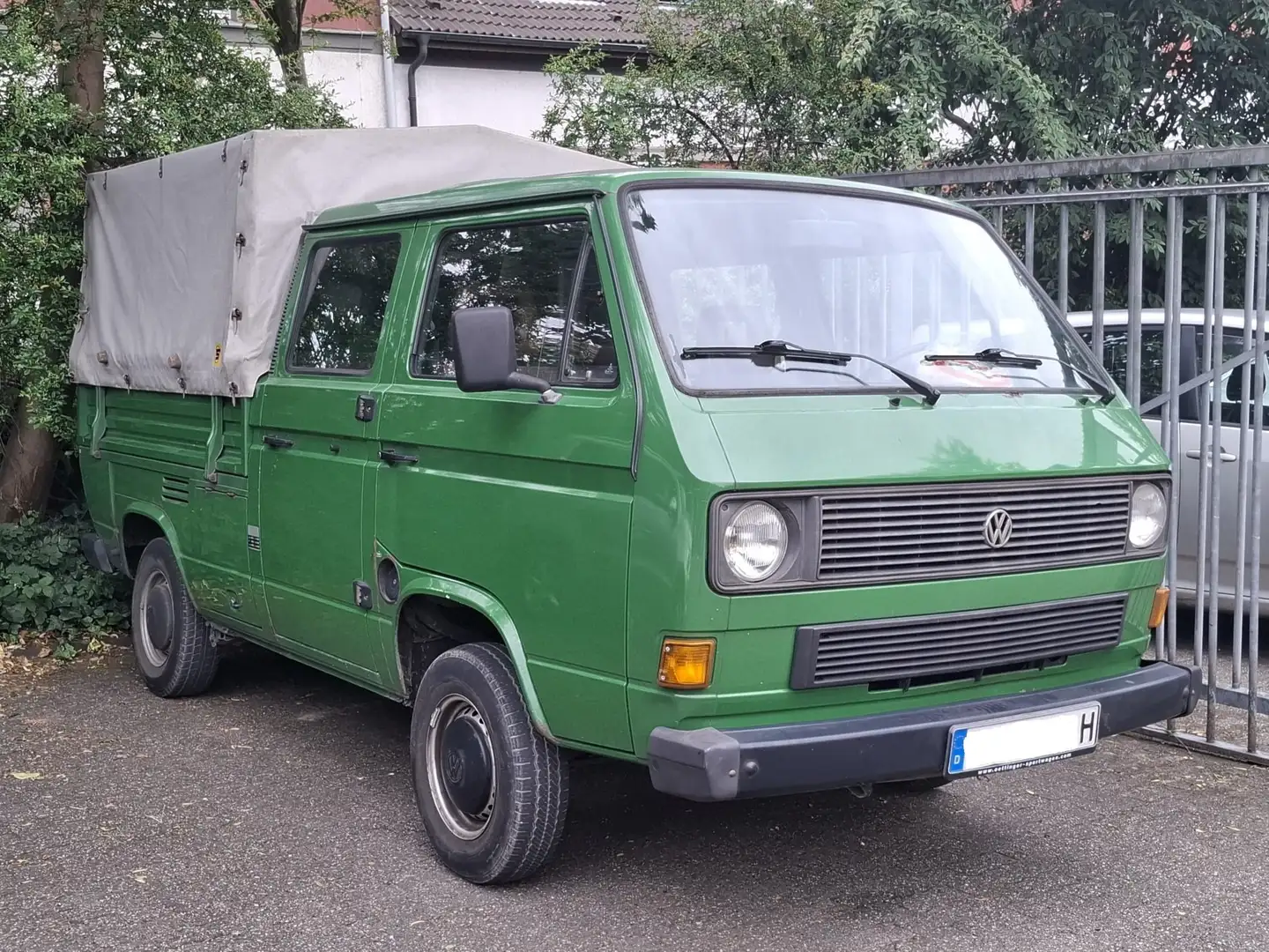 Volkswagen T2 Transporter 247 041,OLDTIMER-H-KNZ. Verde - 1