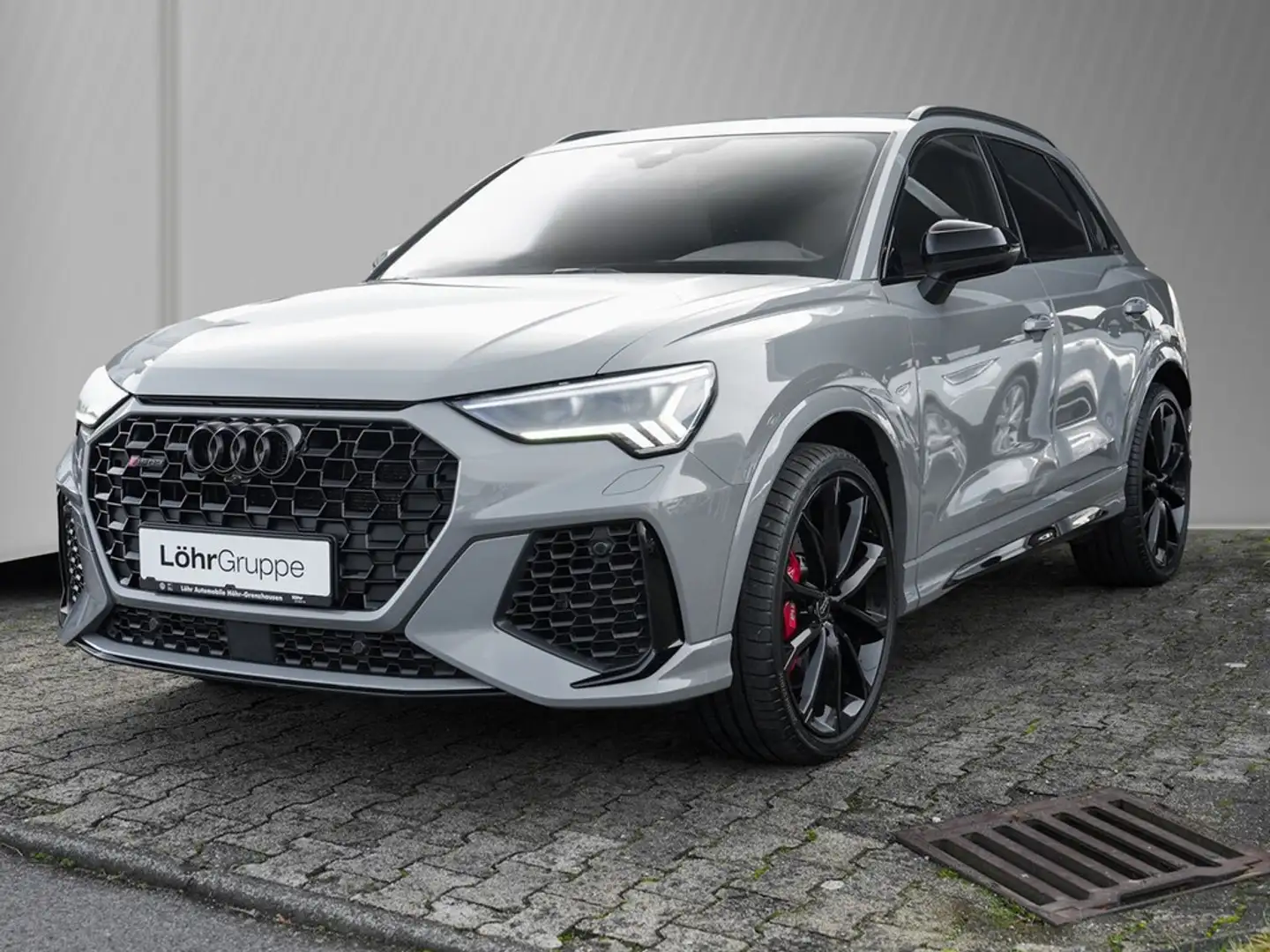 Audi RS Q3 ,2.5 TFSI quattro,Matrix LED,ALU 21" RS-Sportab... Grau - 2