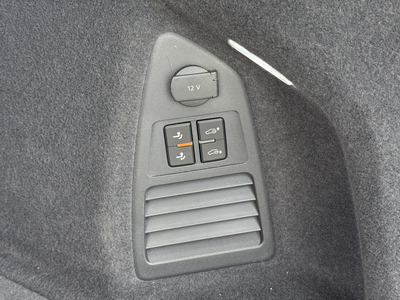 Volkswagen Touareg 3.0 TSi 4MOTION R | Trekhaak | luchtvering | Pano — photo 11