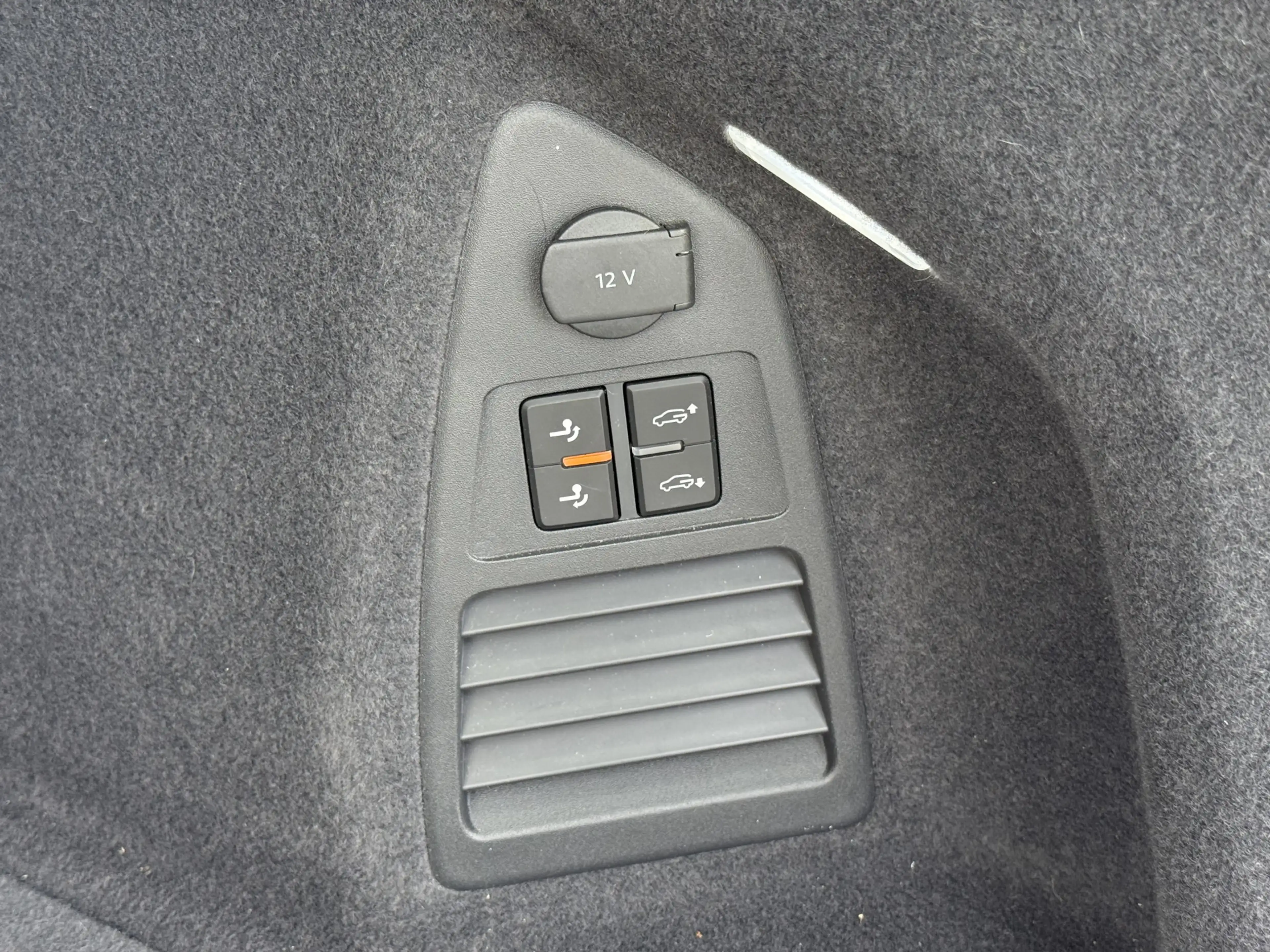 Volkswagen Touareg 3.0 TSi 4MOTION R | Trekhaak | luchtvering | Pano — photo 18