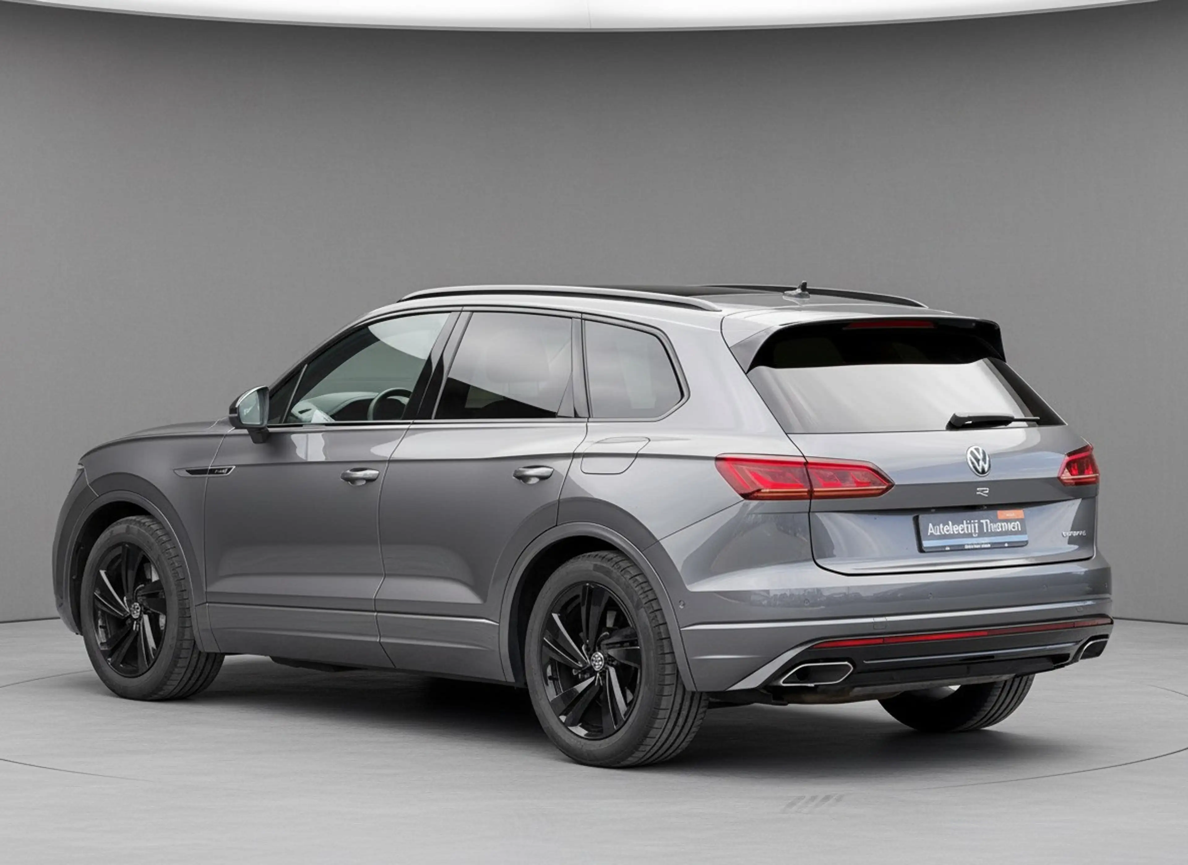 Volkswagen Touareg 3.0 TSi 4MOTION R | Trekhaak | luchtvering | Pano — photo 5