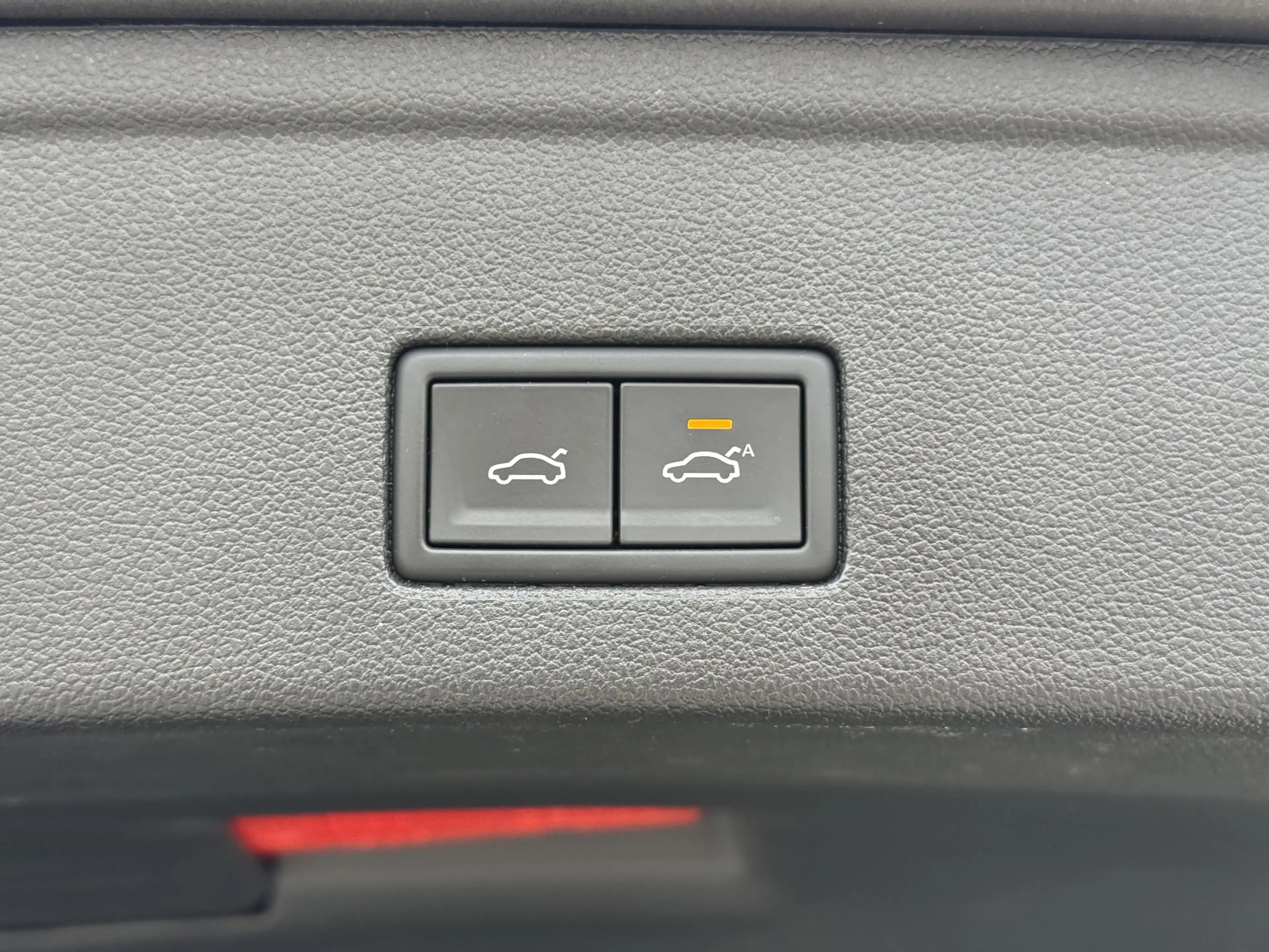 Volkswagen Touareg 3.0 TSi 4MOTION R | Trekhaak | luchtvering | Pano — photo 19