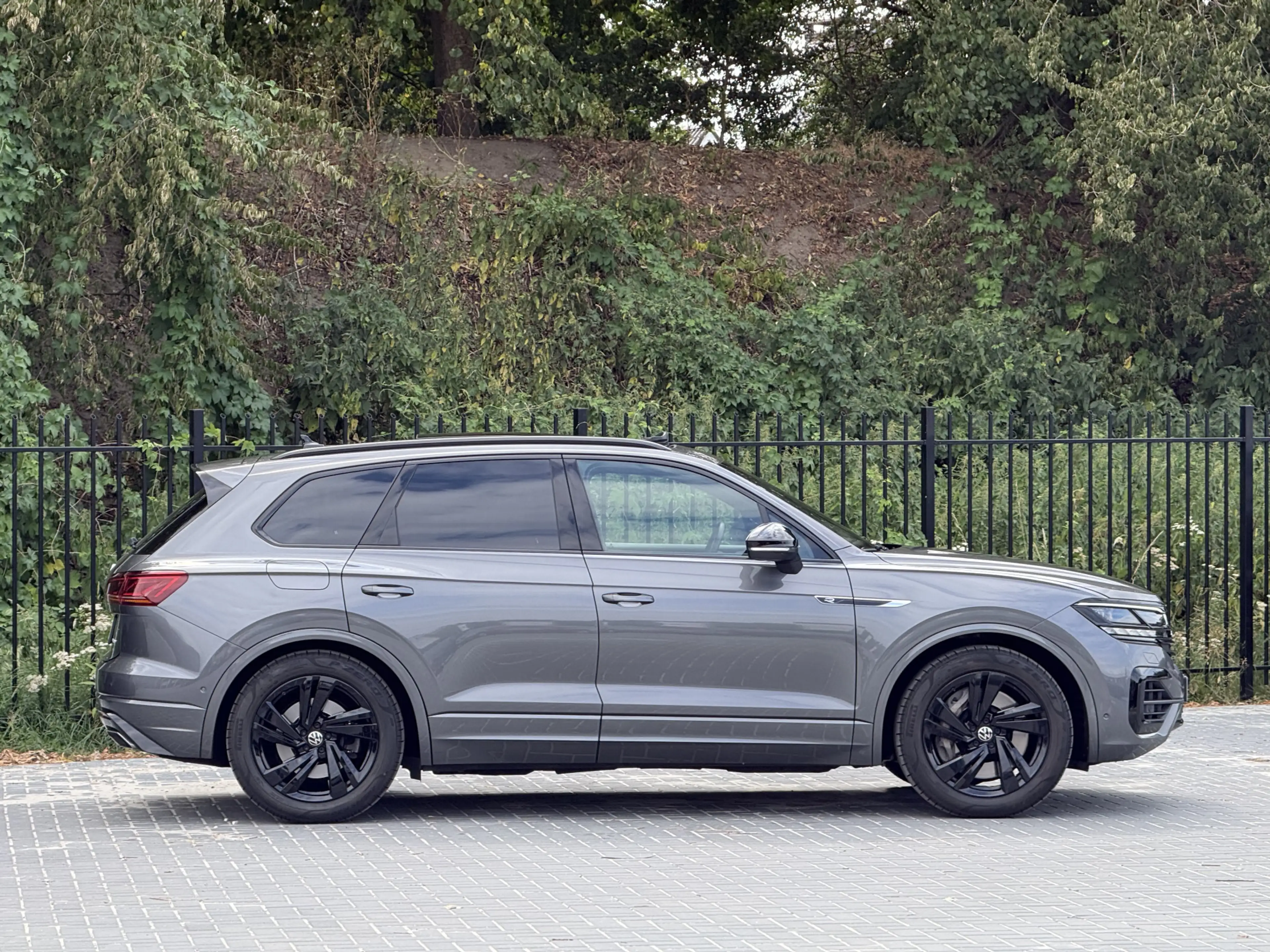 Volkswagen Touareg 3.0 TSi 4MOTION R | Trekhaak | luchtvering | Pano — photo 12
