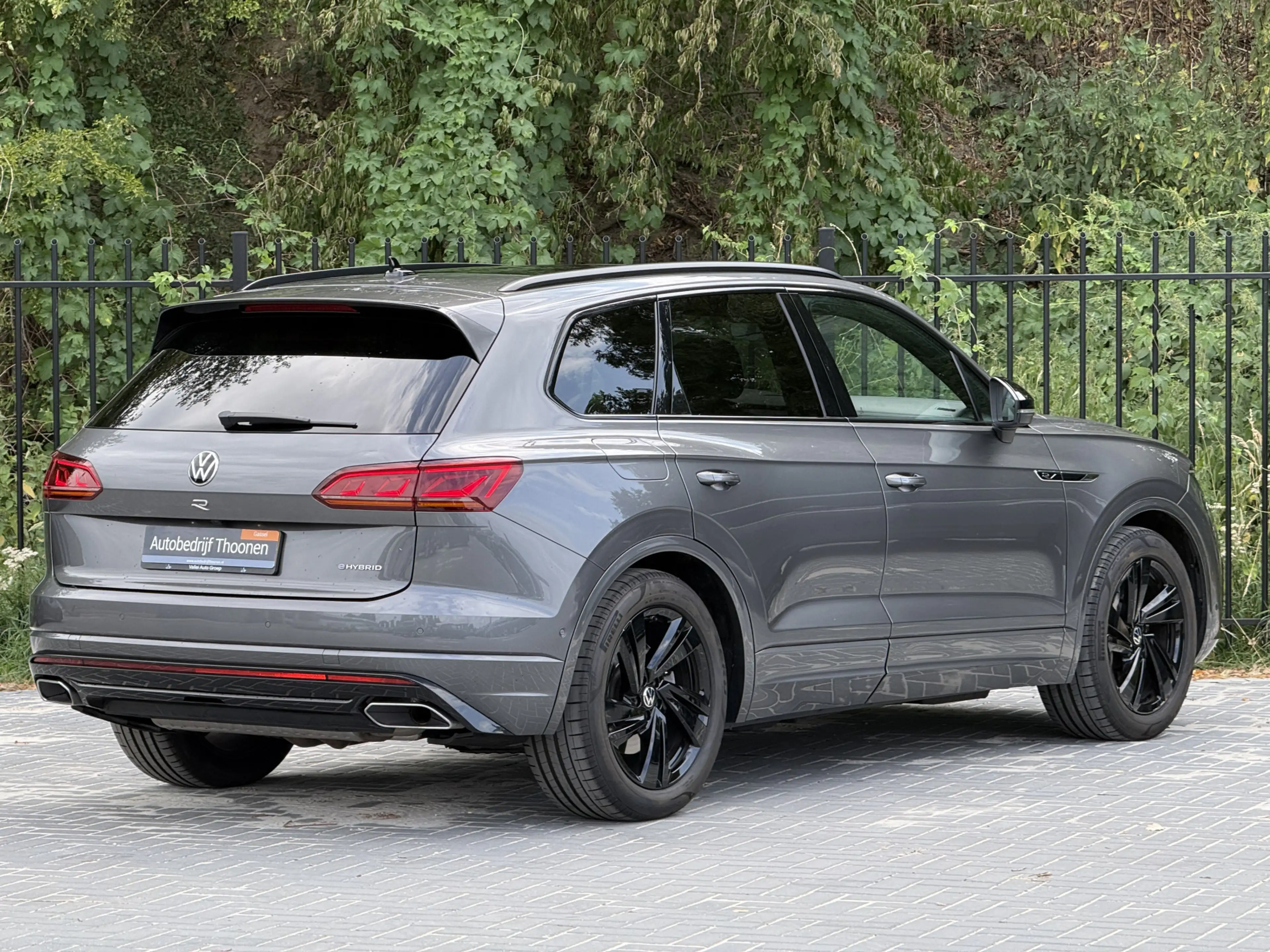Volkswagen Touareg 3.0 TSi 4MOTION R | Trekhaak | luchtvering | Pano — photo 13