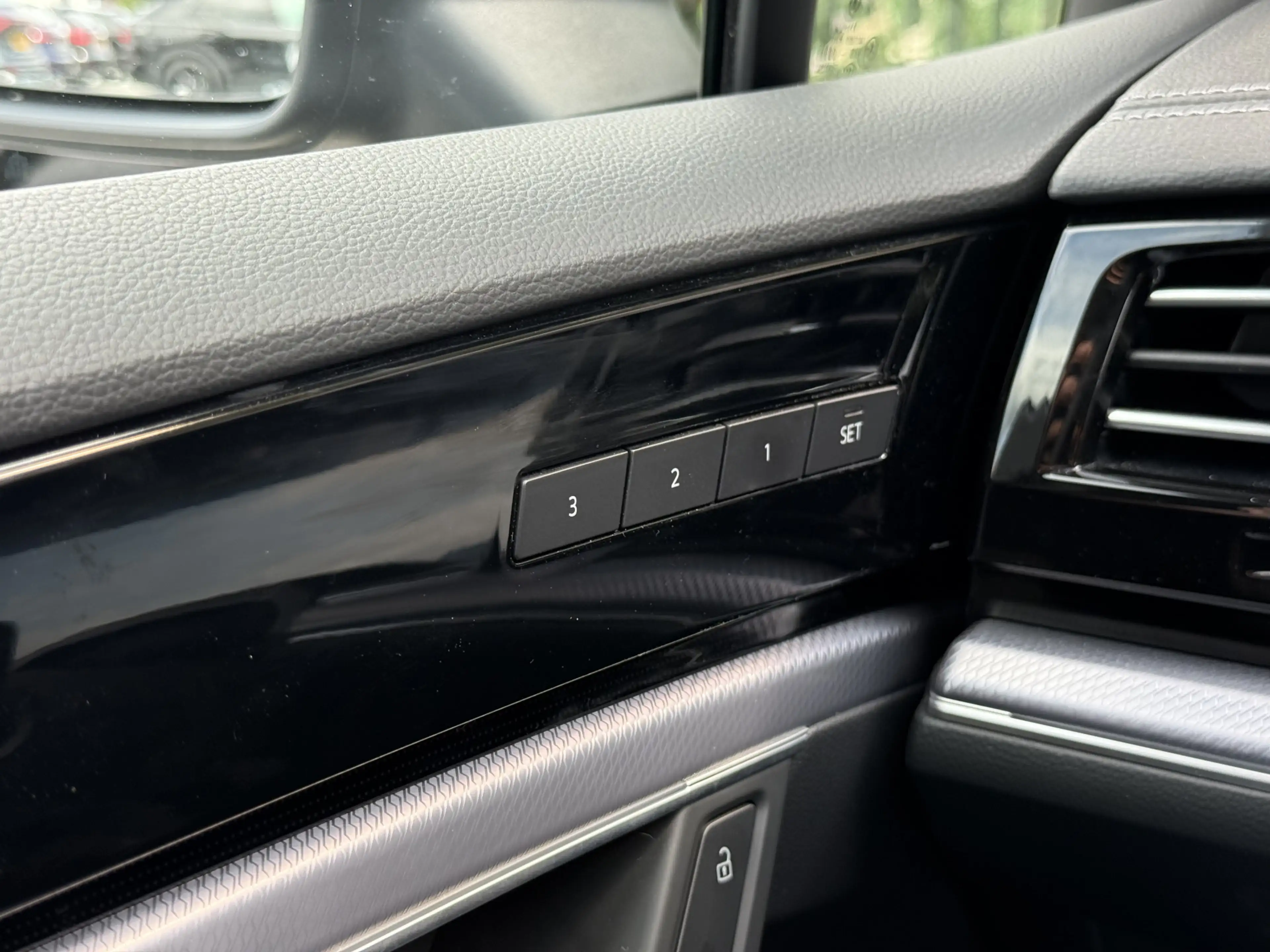 Volkswagen Touareg 3.0 TSi 4MOTION R | Trekhaak | luchtvering | Pano — photo 26