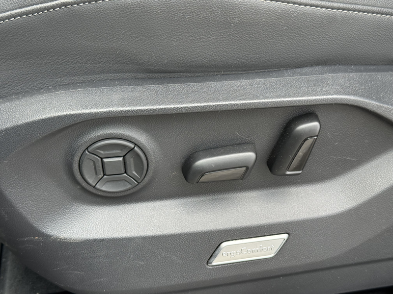 Volkswagen Touareg 3.0 TSi 4MOTION R | Trekhaak | luchtvering | Pano — photo 18