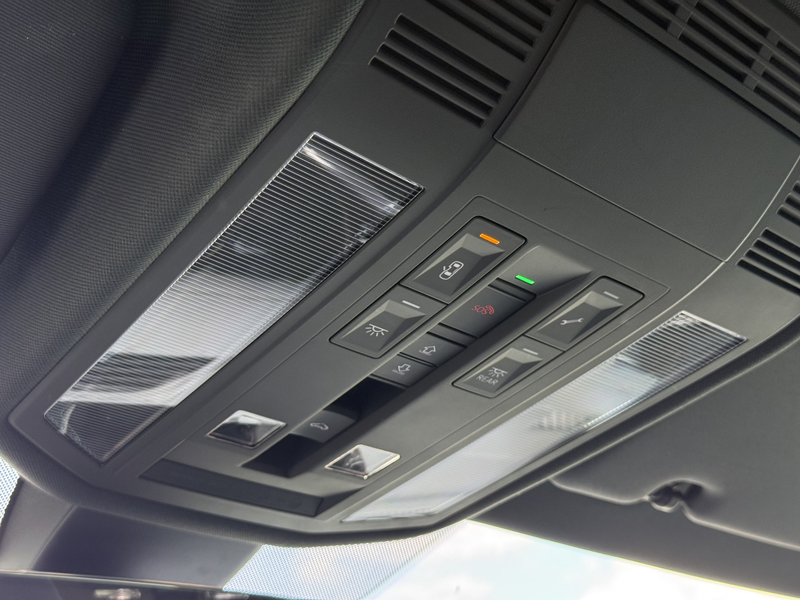 Volkswagen Touareg 3.0 TSi 4MOTION R | Trekhaak | luchtvering | Pano — photo 35