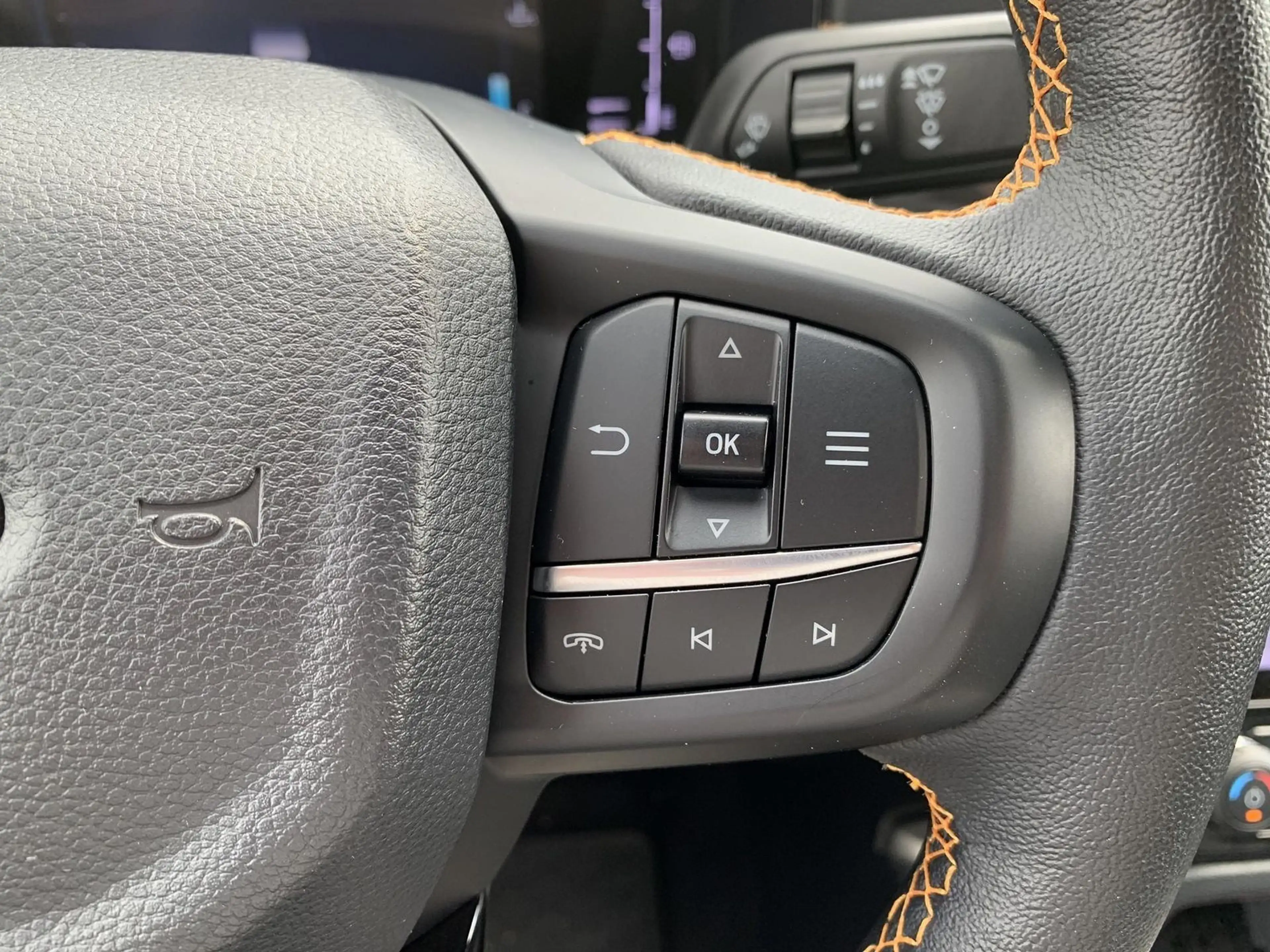 Ford Ranger Wildtrak DoKa 4WD AHK+Rollo+360-Cam+LED — photo 21