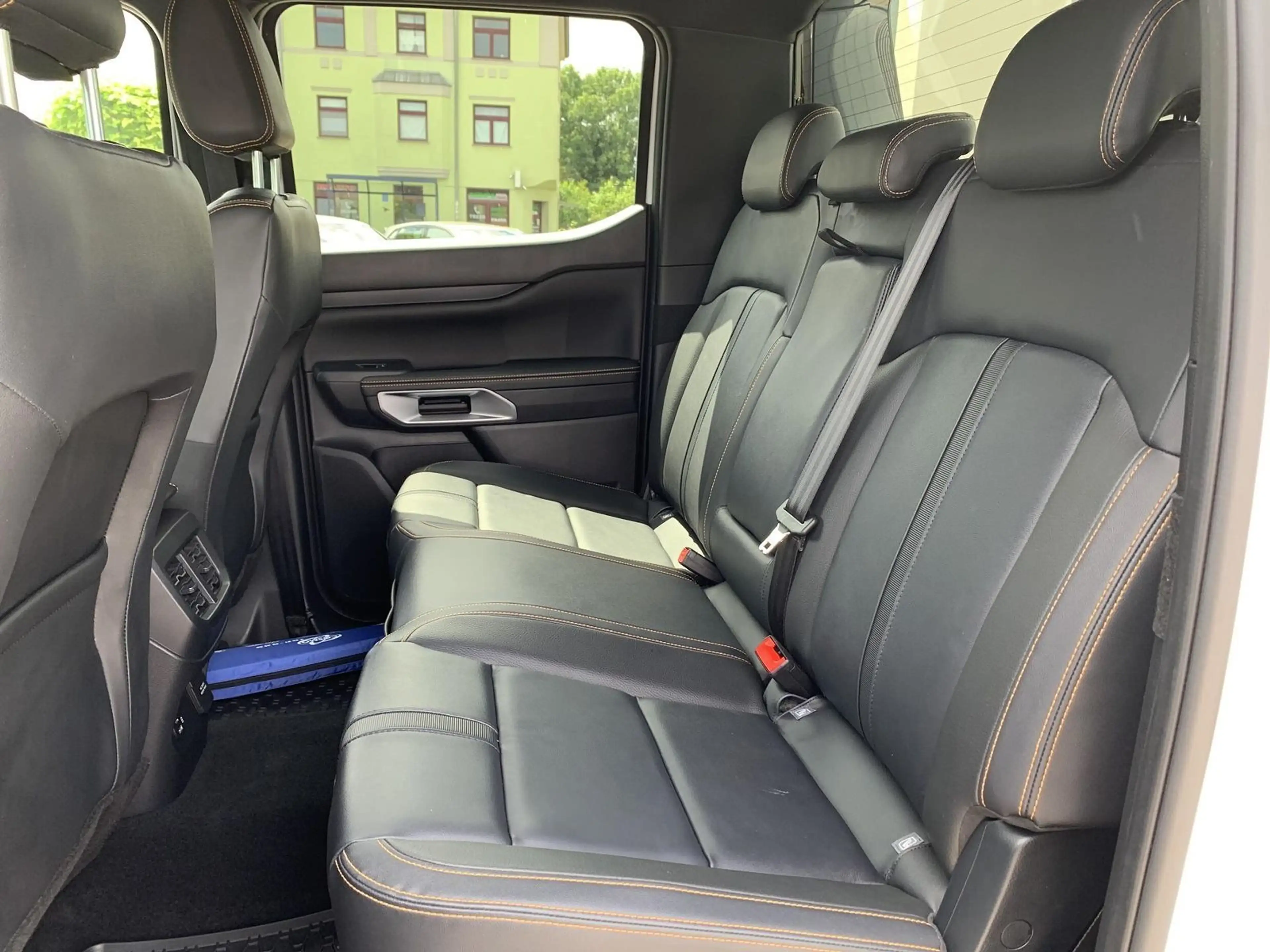 Ford Ranger Wildtrak DoKa 4WD AHK+Rollo+360-Cam+LED — photo 12