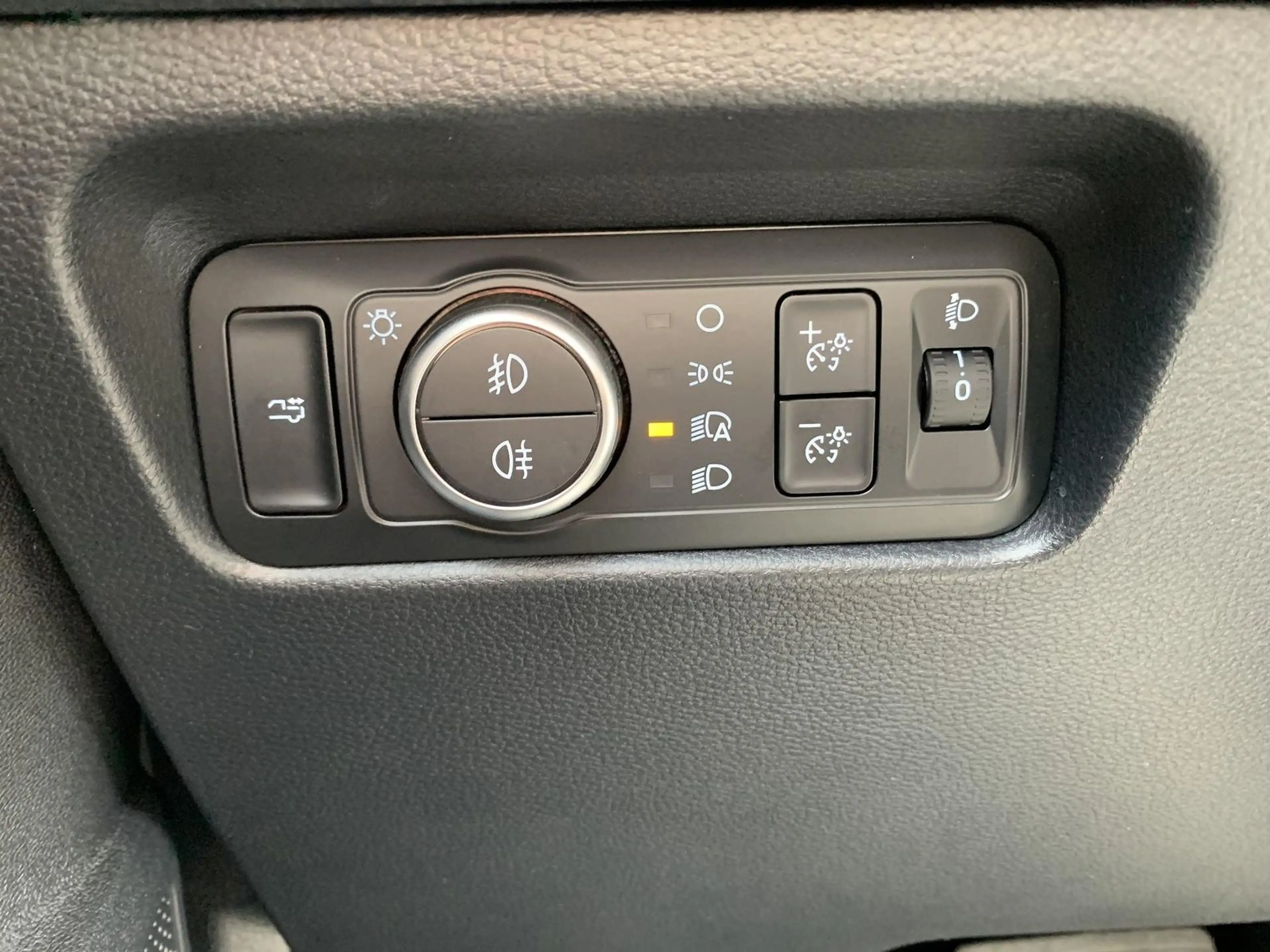 Ford Ranger Wildtrak DoKa 4WD AHK+Rollo+360-Cam+LED — photo 28