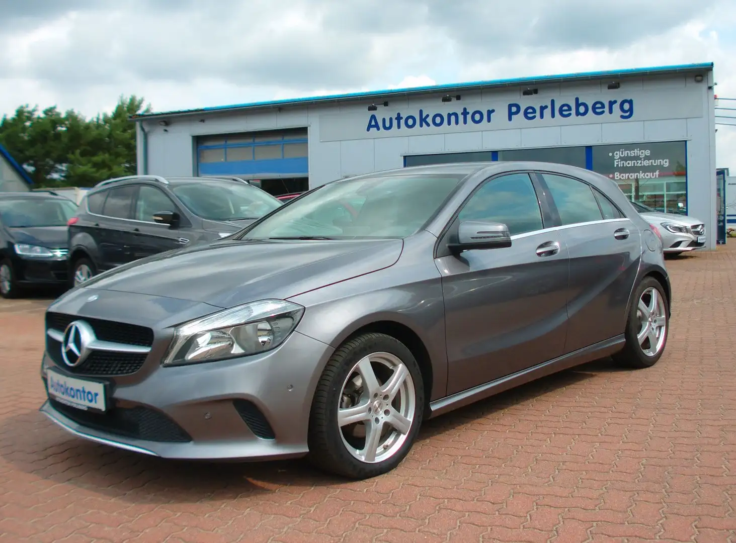 Mercedes-Benz A 180 CDI .Urban.Teilleder Grey - 1