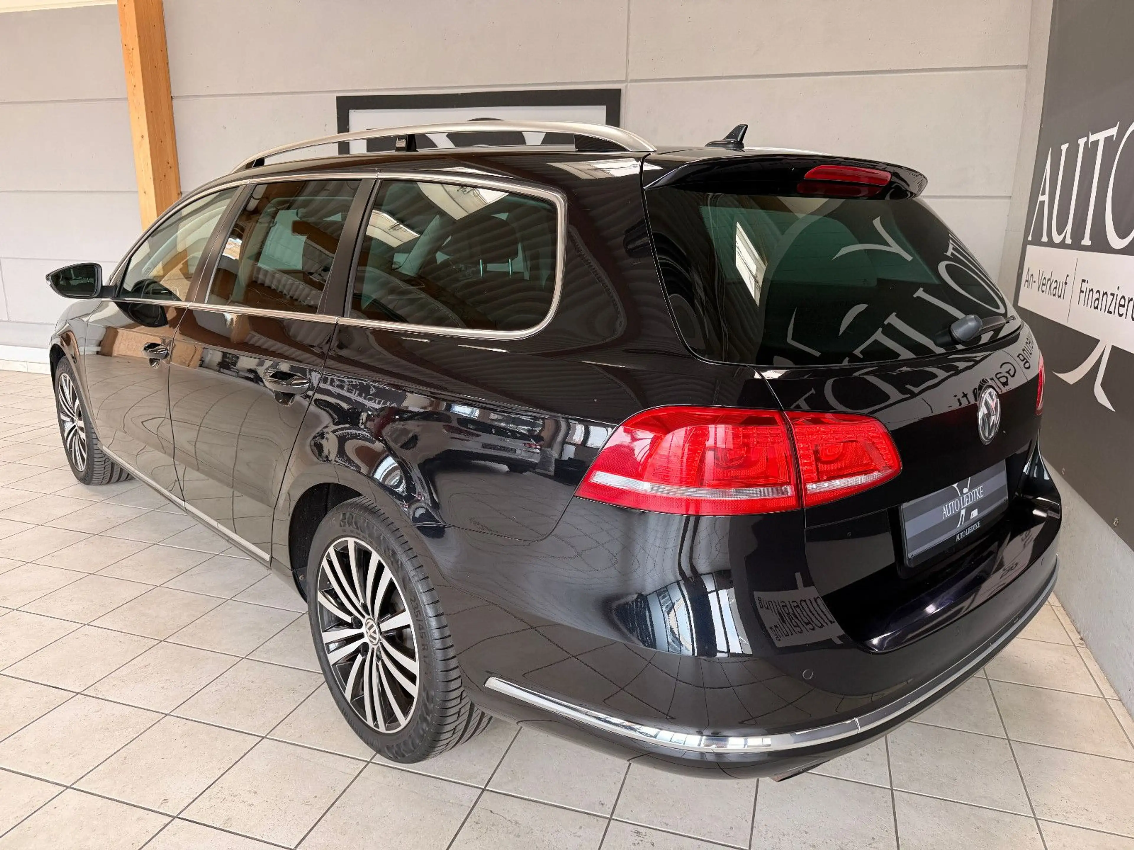 Volkswagen Passat Variant Edition BLACK/Standheiz./Sitzhz./ — photo 3