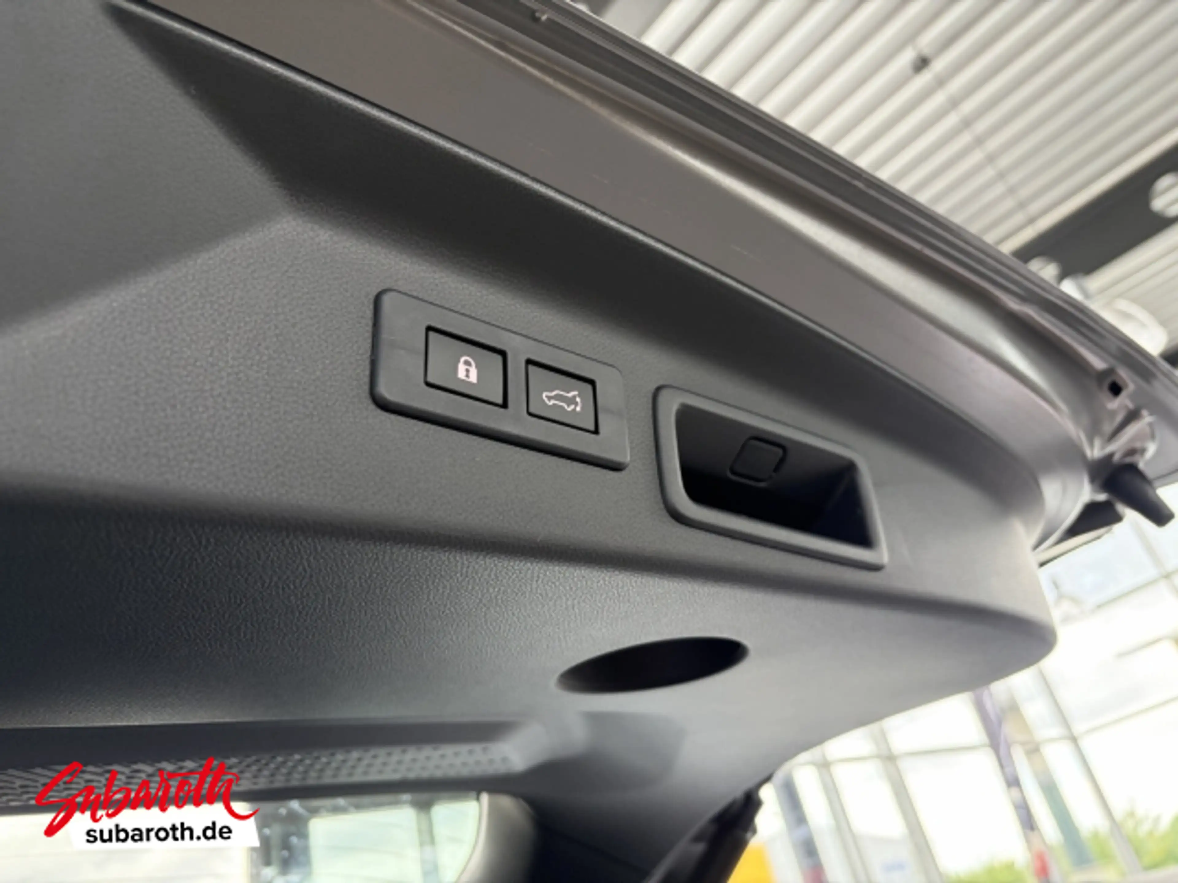 Subaru Forester Forester 2.0ie Mild-Hyb. Edition Exclusive Cross — photo 10