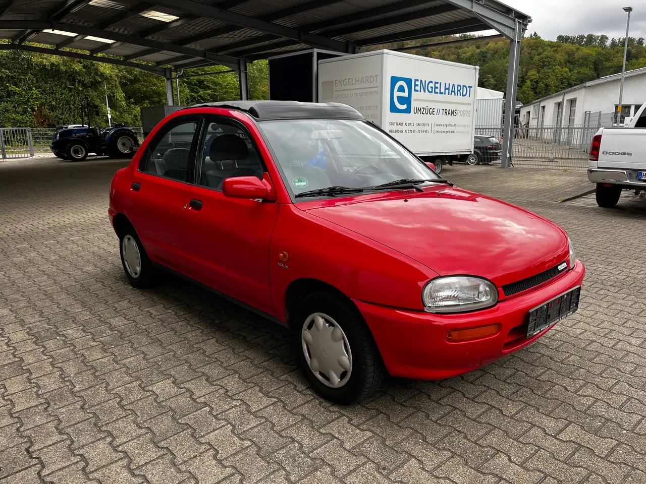 Mazda 121 1.4 16V Canvas Top GLX, foto 8