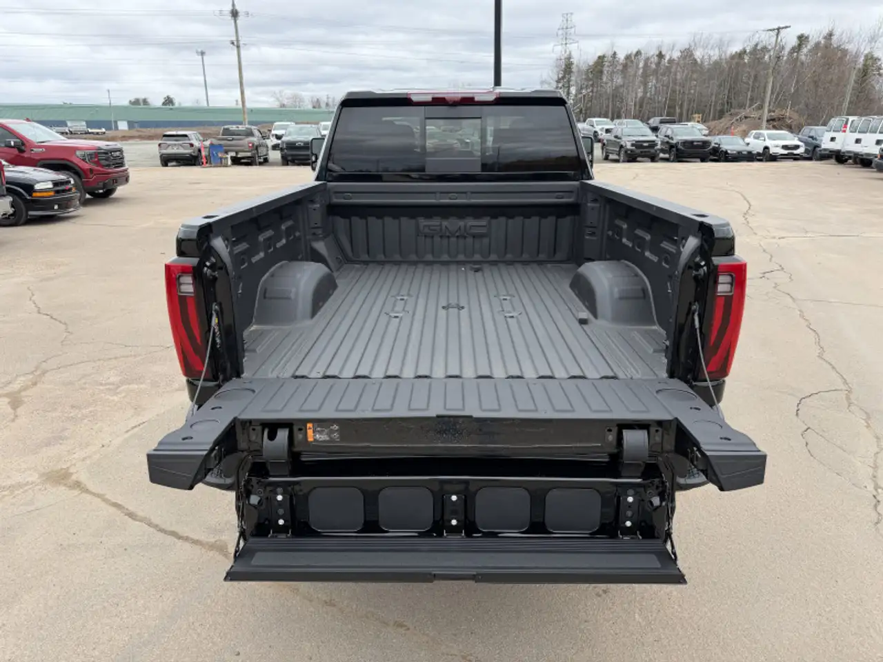 GMC Sierra 2500HD снимка GMC Sierra 2500HD