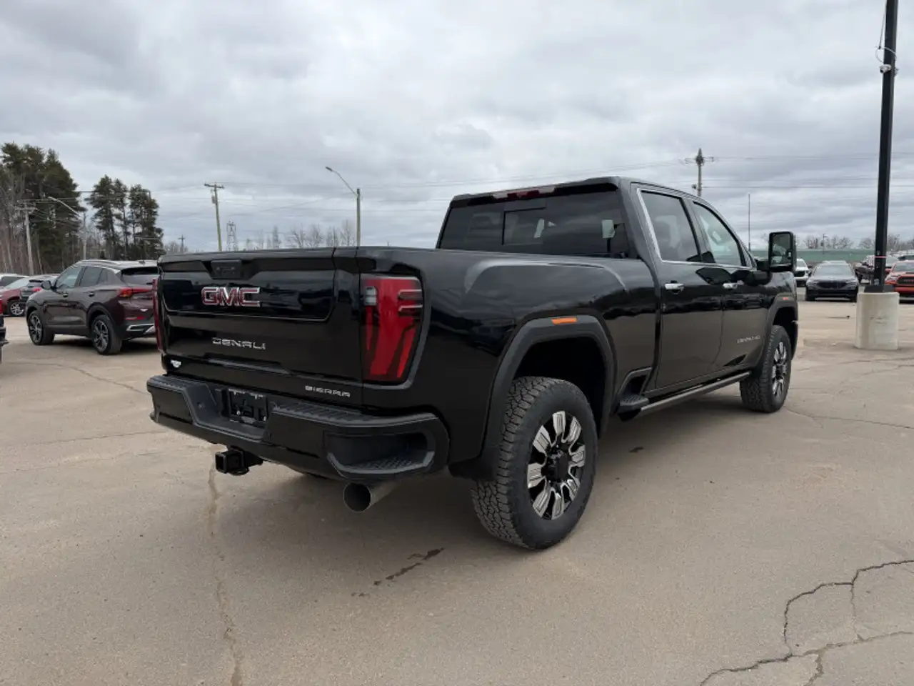 GMC Sierra 2500HD снимка GMC Sierra 2500HD