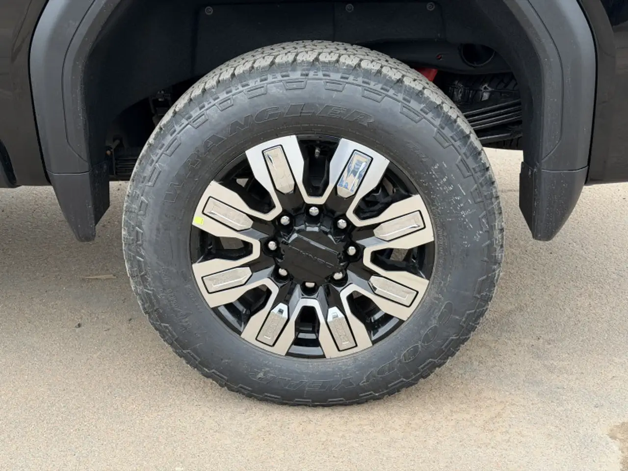 GMC Sierra 2500HD снимка GMC Sierra 2500HD