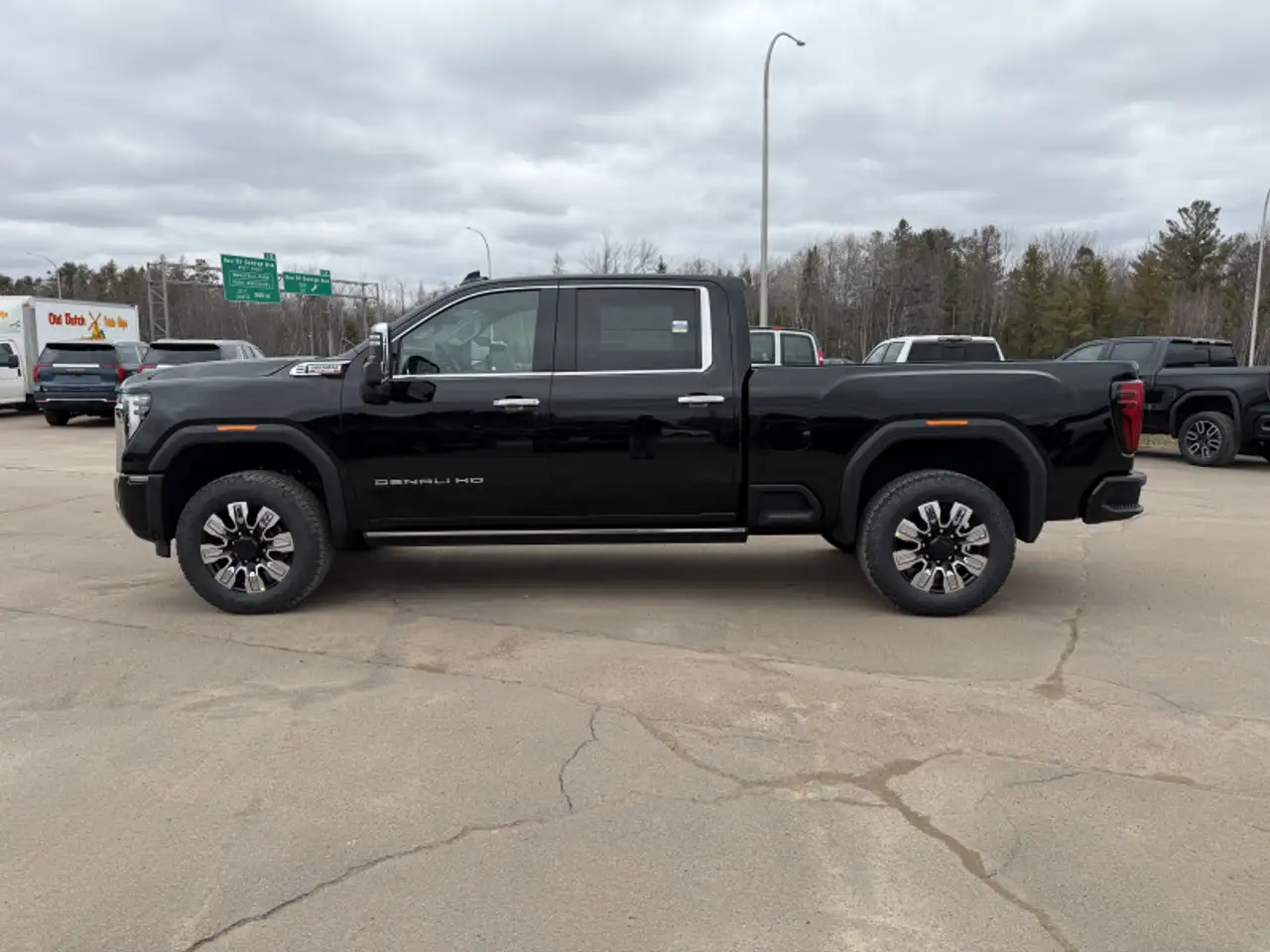 GMC Sierra 2500HD снимка GMC Sierra 2500HD