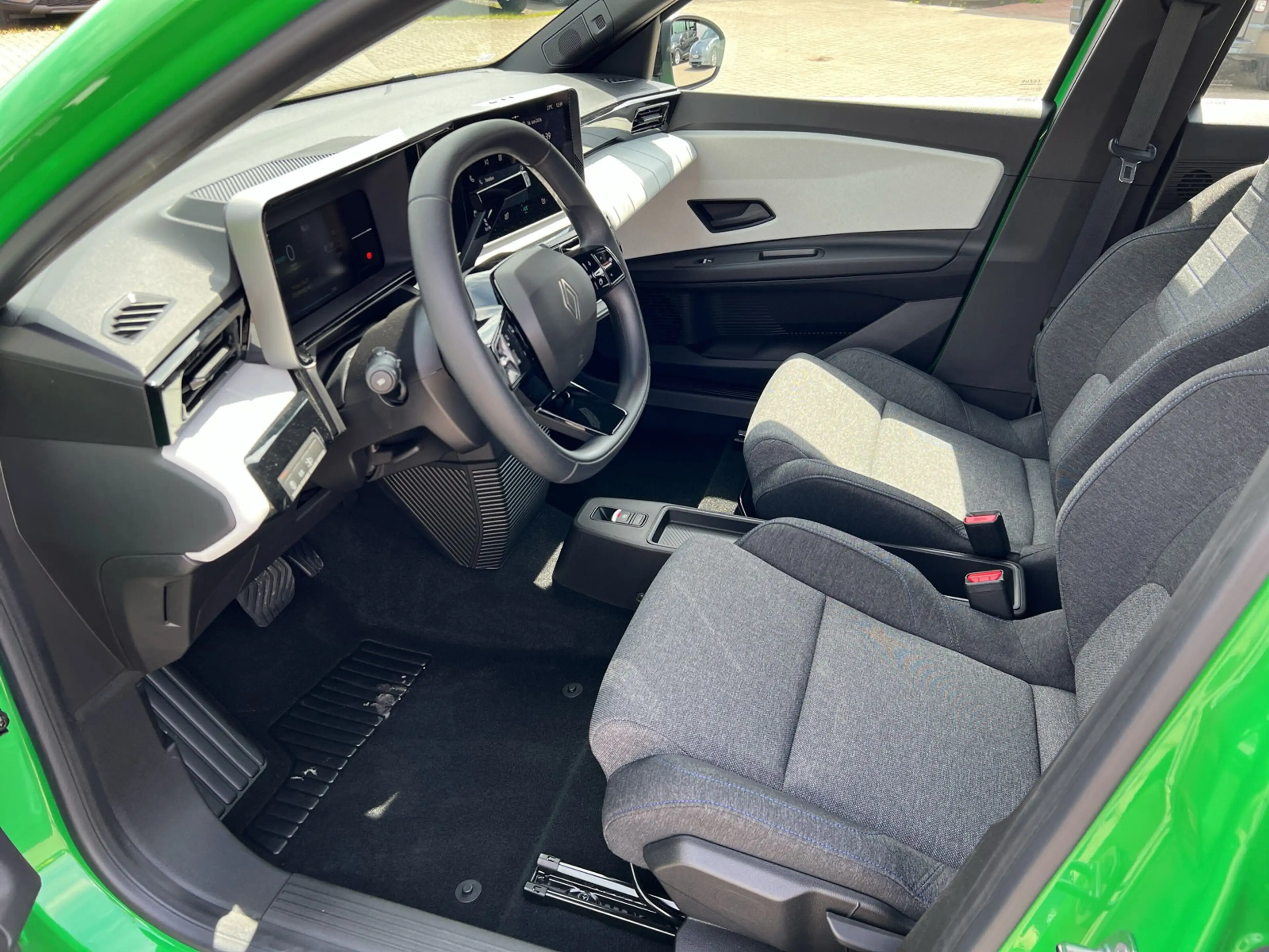 Renault R 5 Electric 120 Urban Range Evolution SHZ+GJR FÖRDERF — photo 5