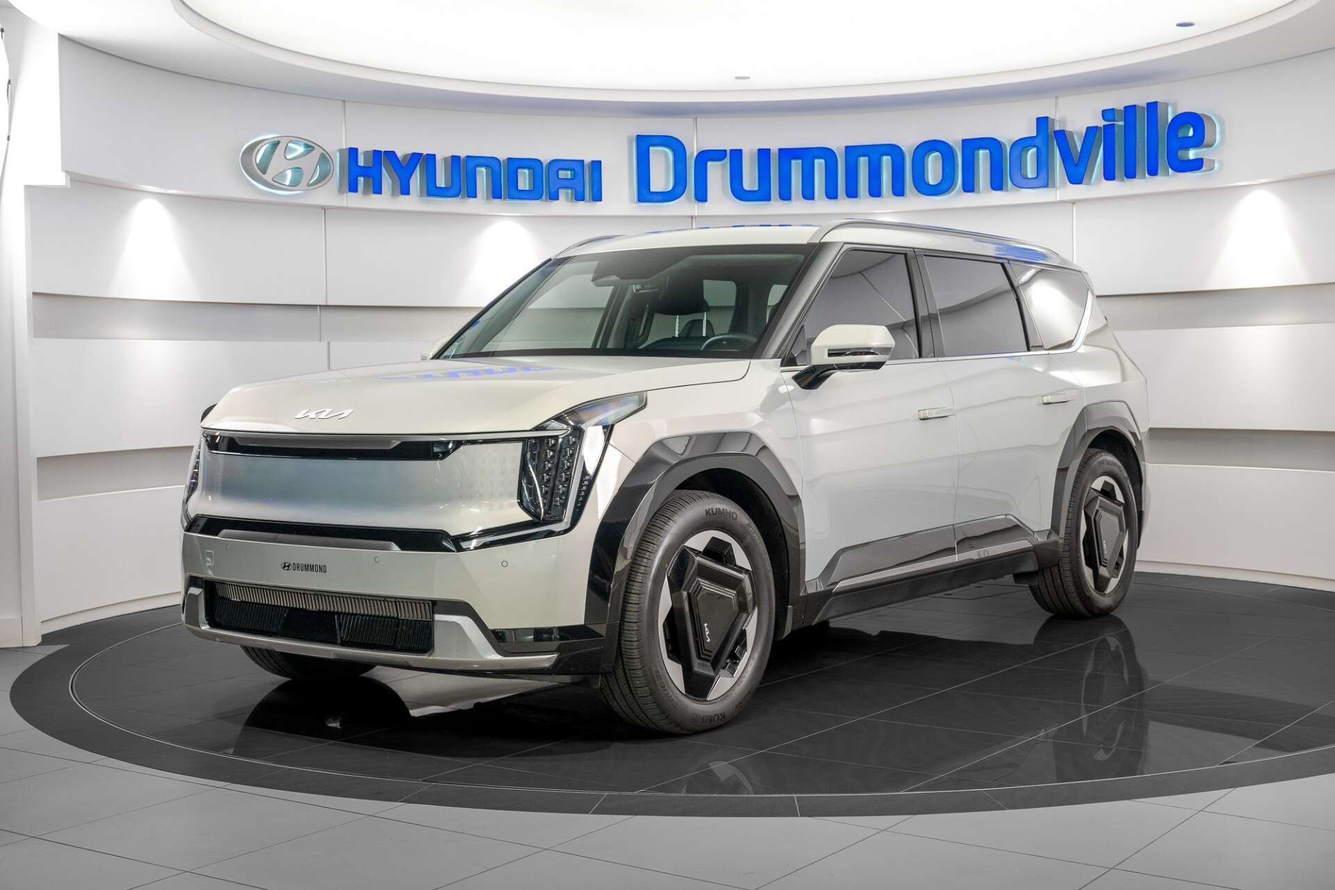 2026 Kia EV9 LAND PLUS + JAMAIS ACCIDENTÉ + PARFAITE CONDITION