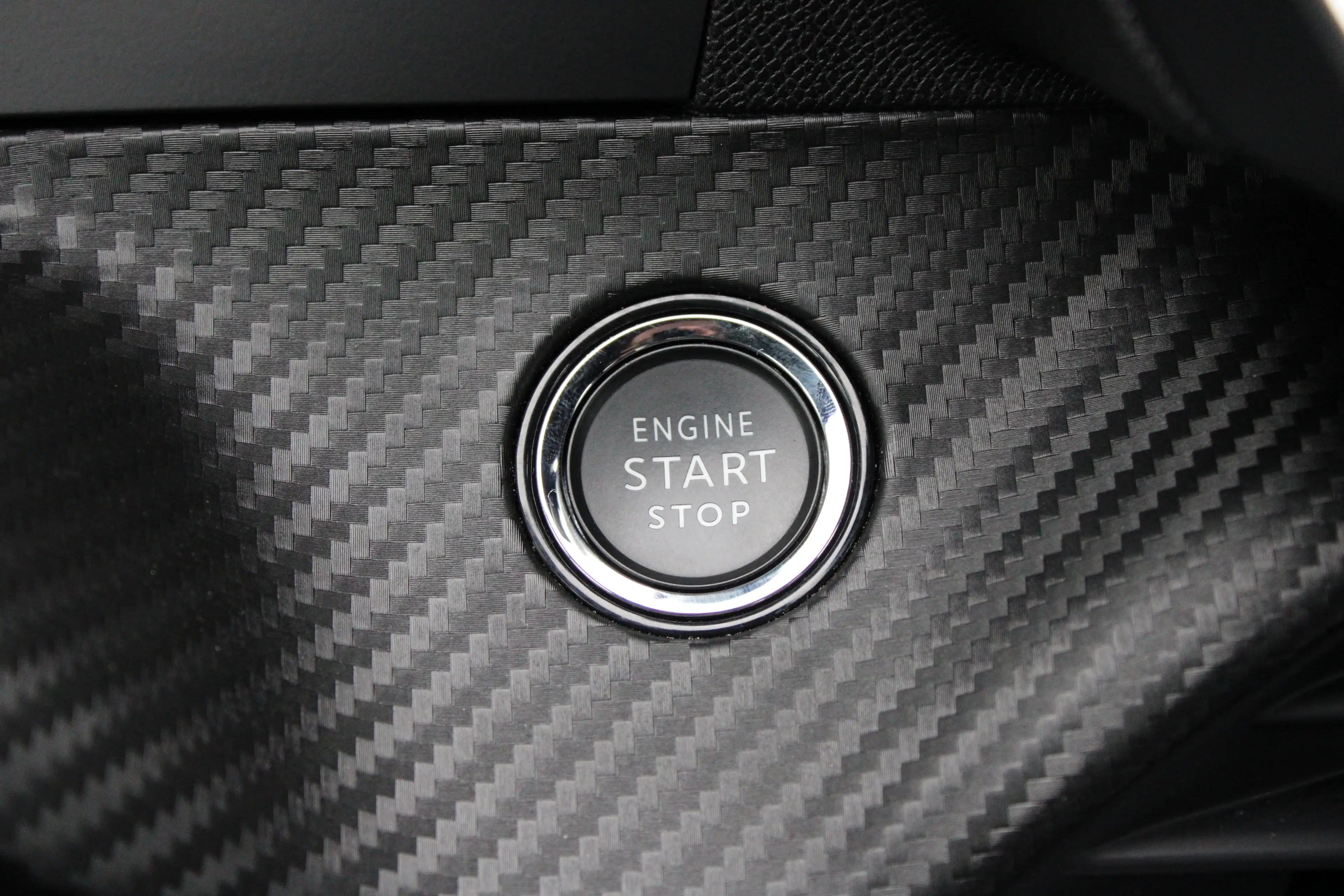 Peugeot e-2008 EV Allure Avantage 54 kWh | SOH 97% | Fase 3 laden — photo 27