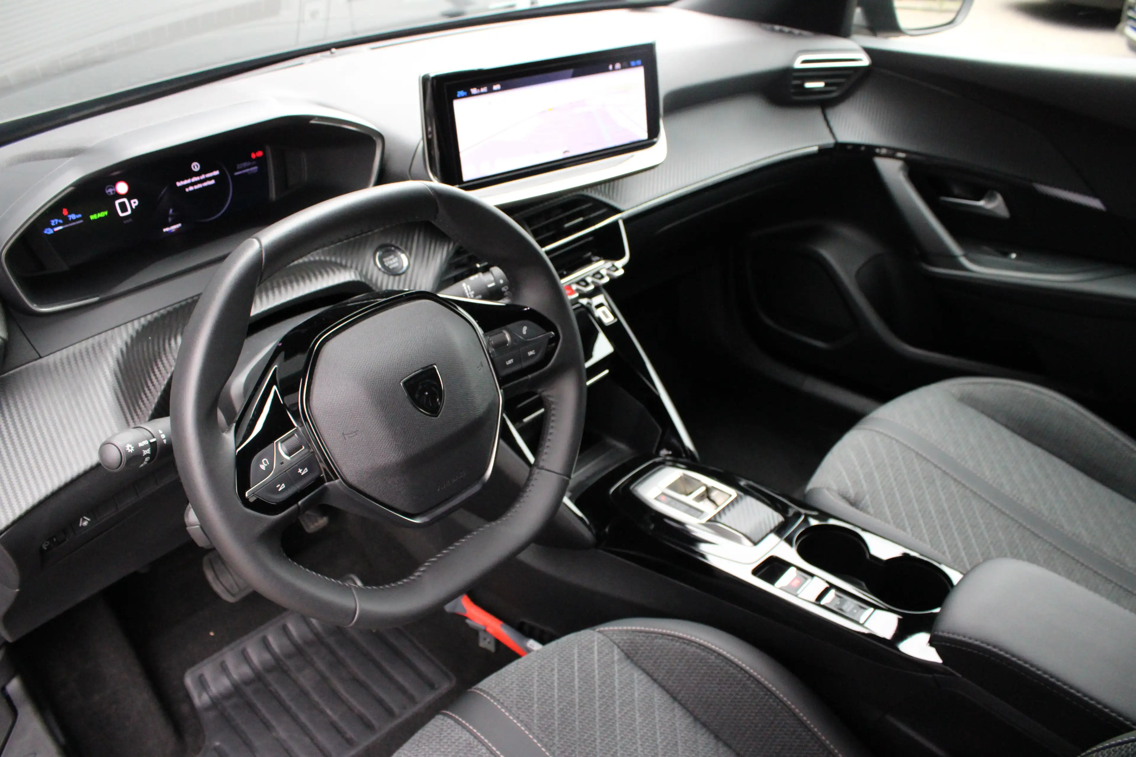 Peugeot e-2008 EV Allure Avantage 54 kWh | SOH 97% | Fase 3 laden — photo 19