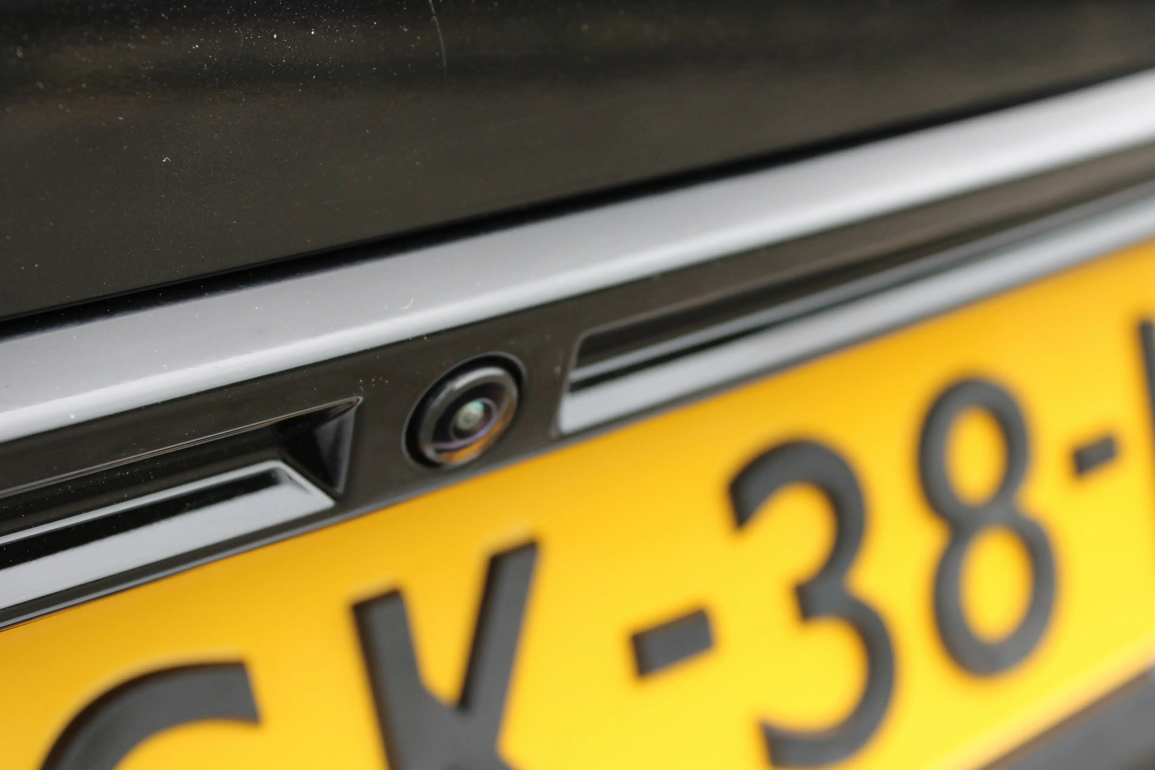 Peugeot e-2008 EV Allure Avantage 54 kWh | SOH 97% | Fase 3 laden — photo 36