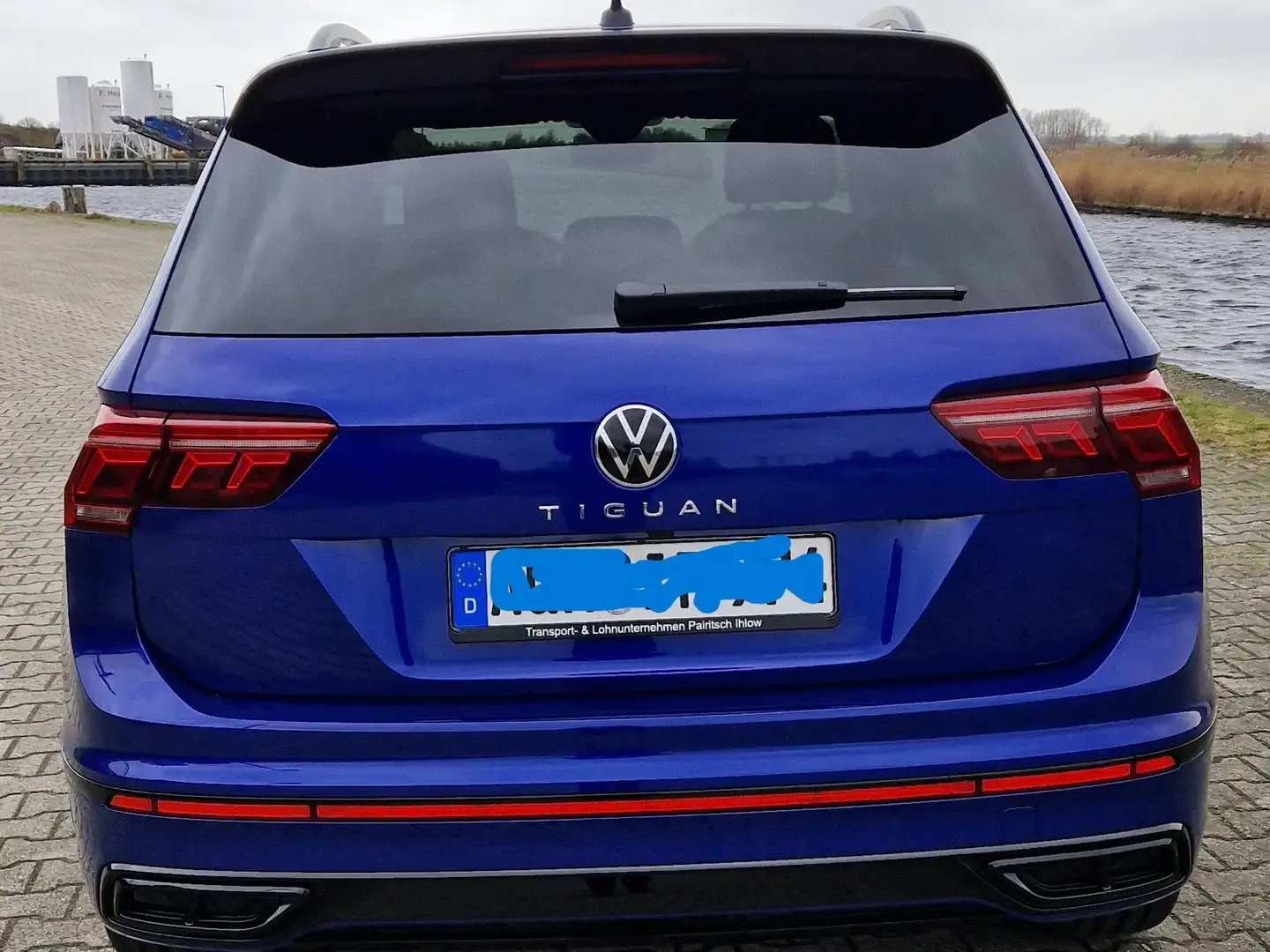 Volkswagen Tiguan Tiguan 2.0 TDI SCR DSG R-Line Blau - 2