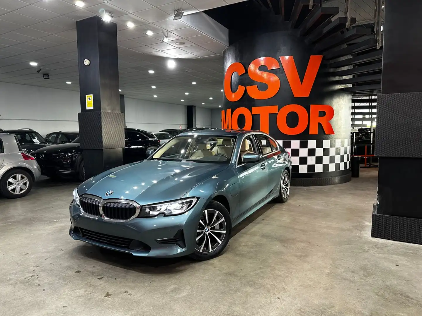 BMW 330 330e Azul - 2