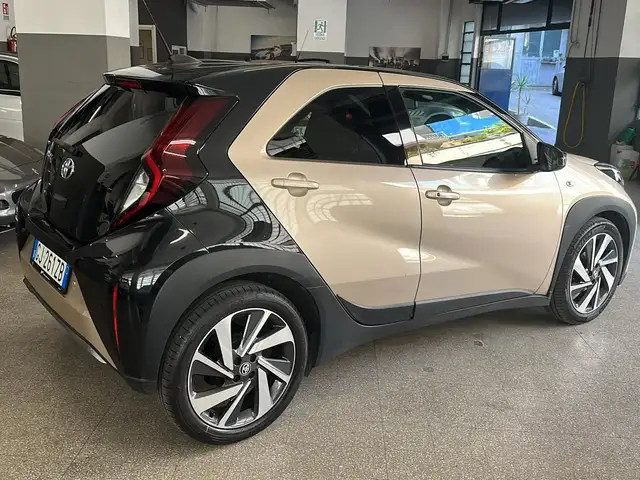 Toyota Aygo view 4