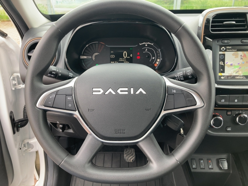 Dacia Spring Electric 65 Extreme — photo 11