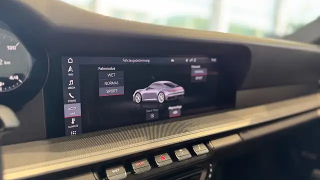Porsche 992 911 Carrera Coupé PDK Ansicht 30