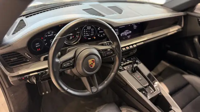 Porsche 992 911 Carrera Coupé PDK Ansicht 25