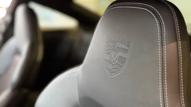 Porsche 992 911 Carrera Coupé PDK Ansicht 24