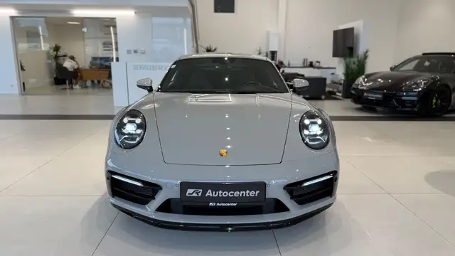 Porsche 992 911 Carrera Coupé PDK Ansicht 3