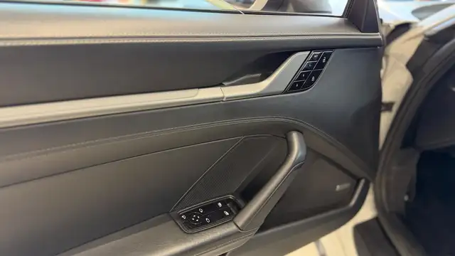Porsche 992 911 Carrera Coupé PDK Ansicht 36