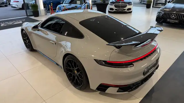 Porsche 992 911 Carrera Coupé PDK Ansicht 15