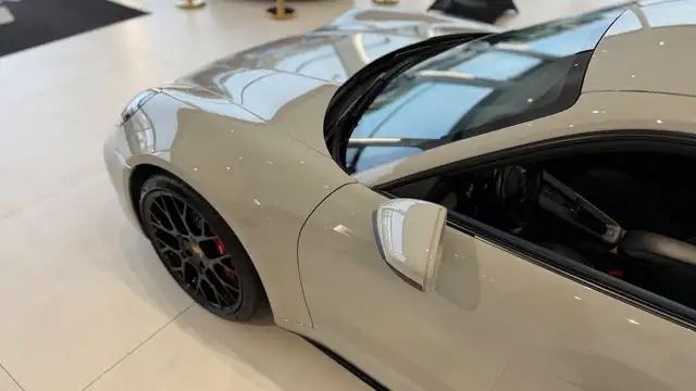 Porsche 992 911 Carrera Coupé PDK Ansicht 20