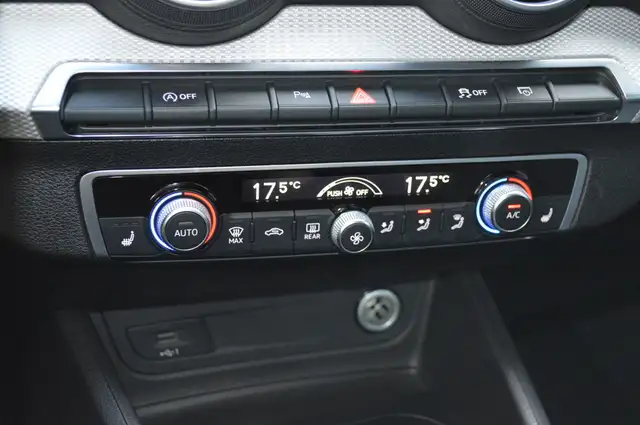 Audi Q2 view 12