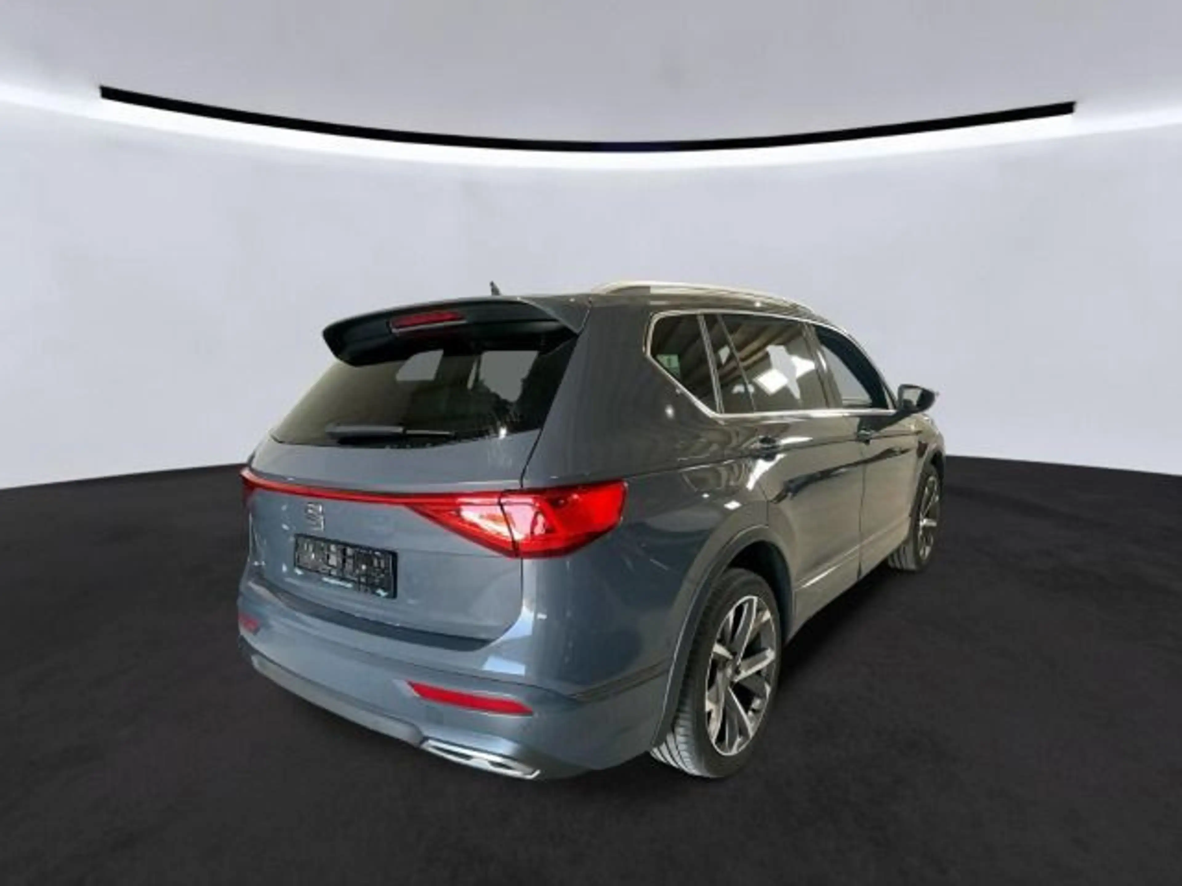 SEAT Tarraco FR e-HYBRID Nav/360/ACC/4xSHZ/Assist/20" — photo 6