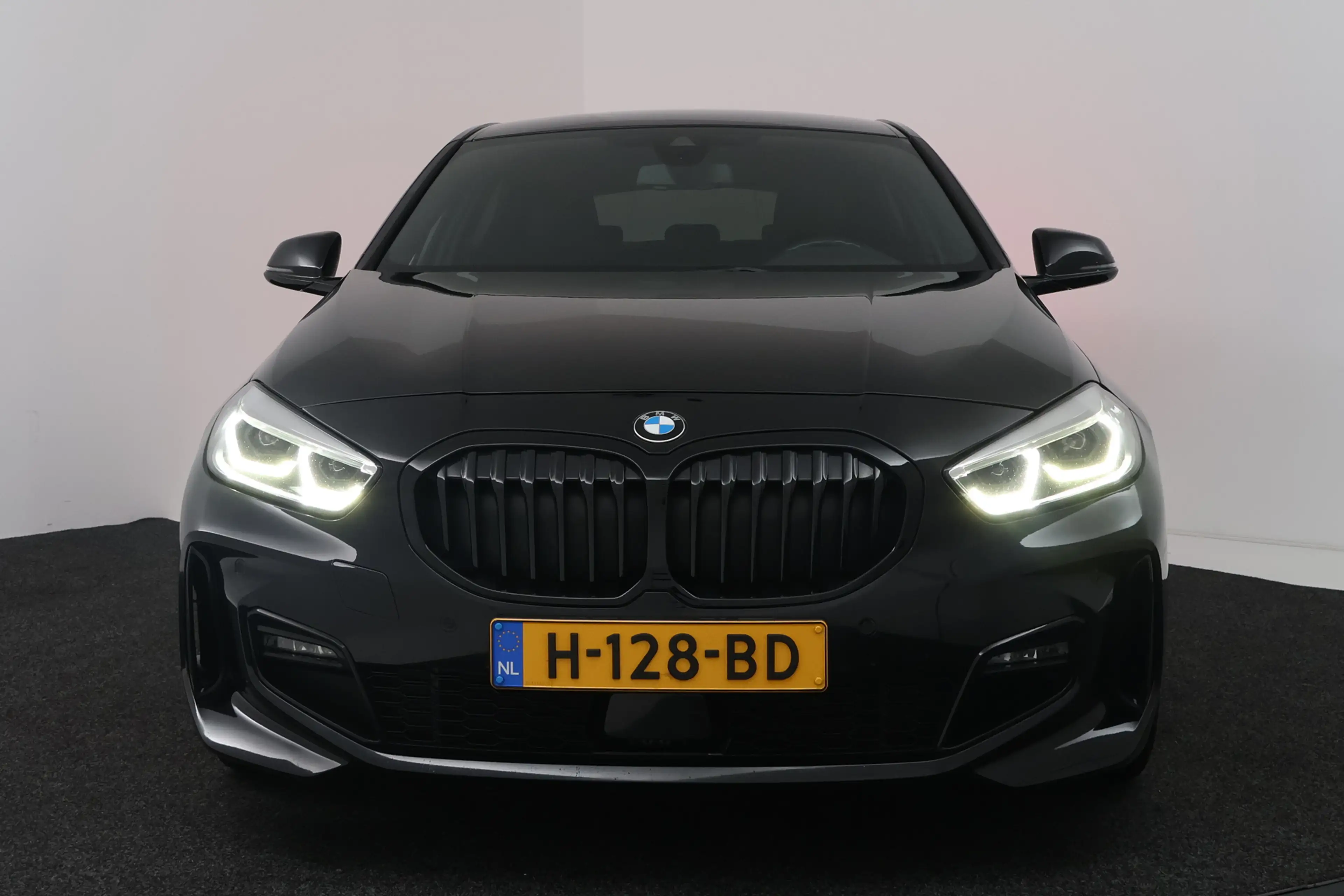 BMW 118 1-serie 118i Executive Edition (CAMERA, SFEERVERLI — photo 18