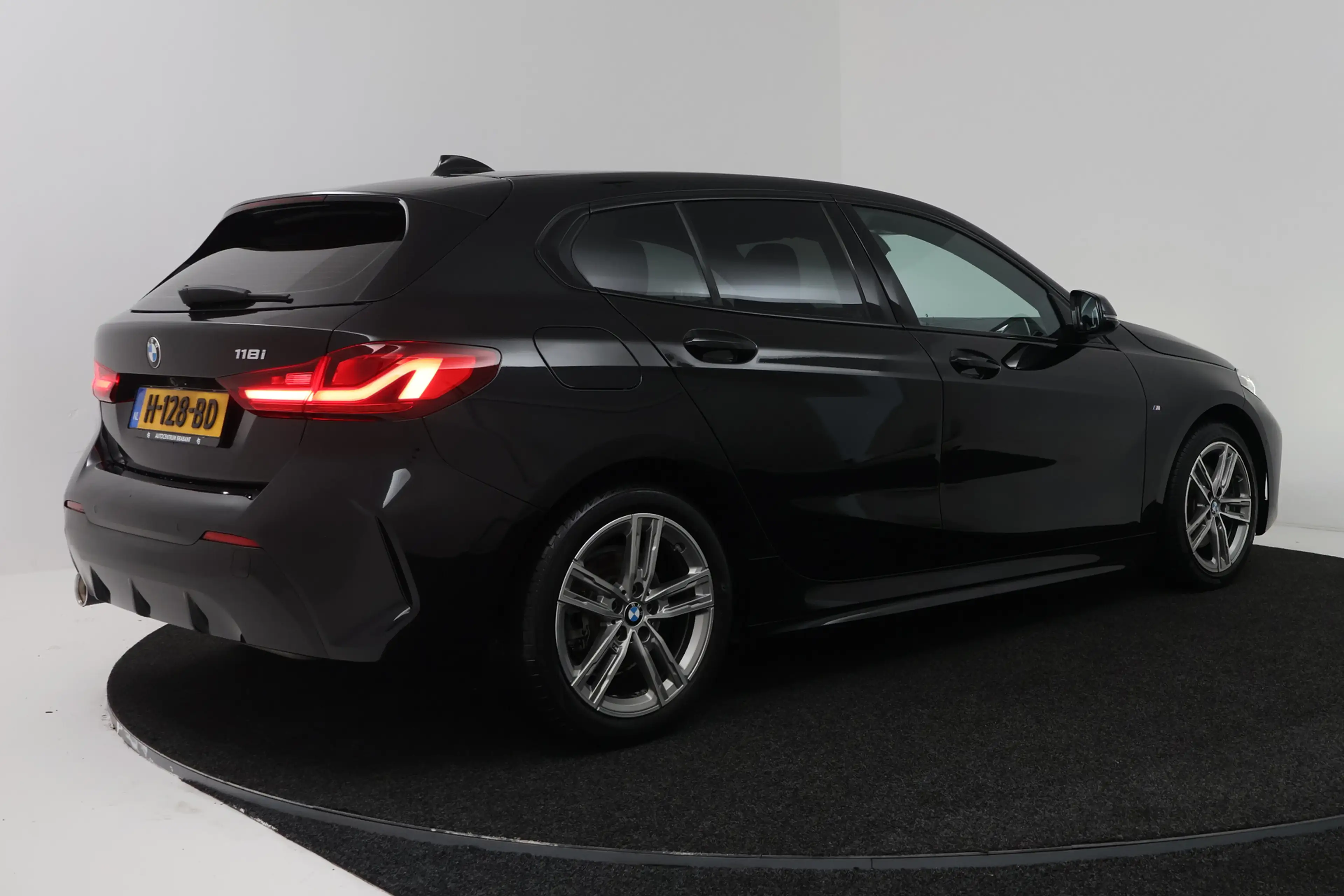 BMW 118 1-serie 118i Executive Edition (CAMERA, SFEERVERLI — photo 12