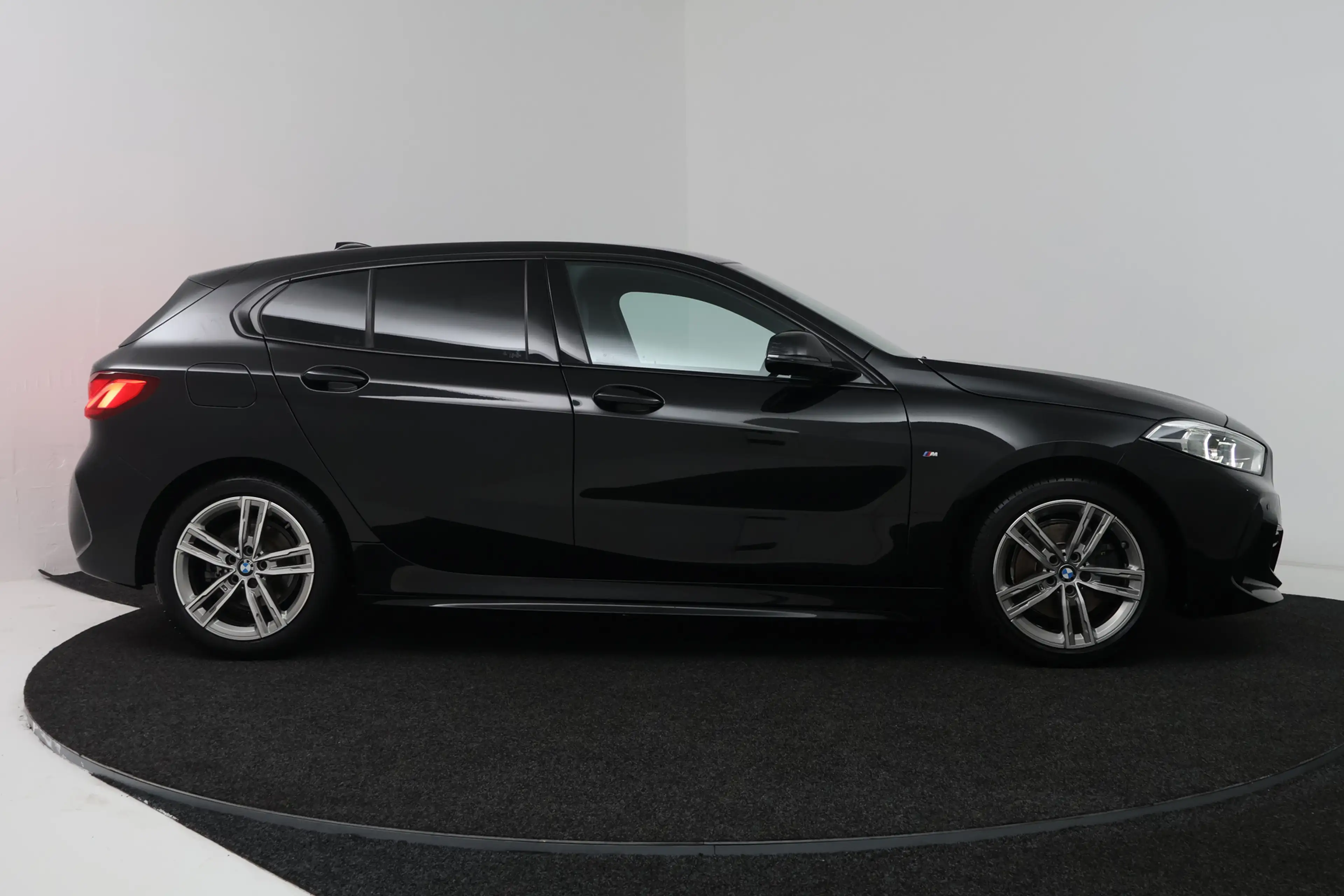 BMW 118 1-serie 118i Executive Edition (CAMERA, SFEERVERLI — photo 15