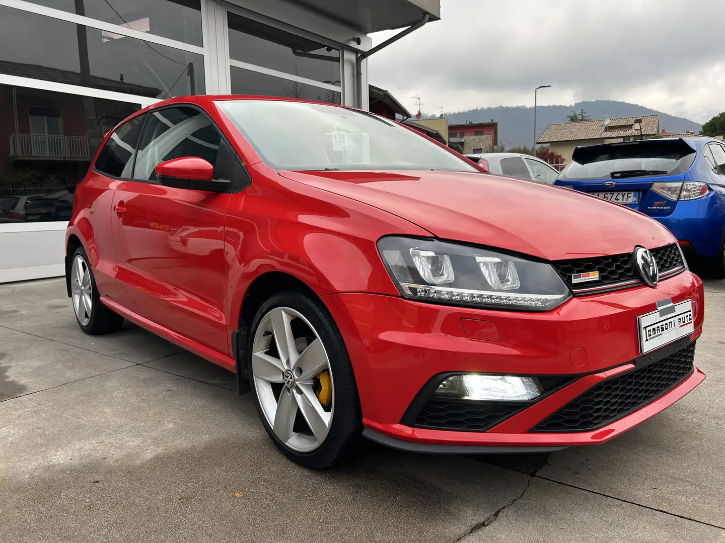 Volkswagen Polo Polo V 3 Porte 1.2 tsi R-Line 105cv Rosso - 2