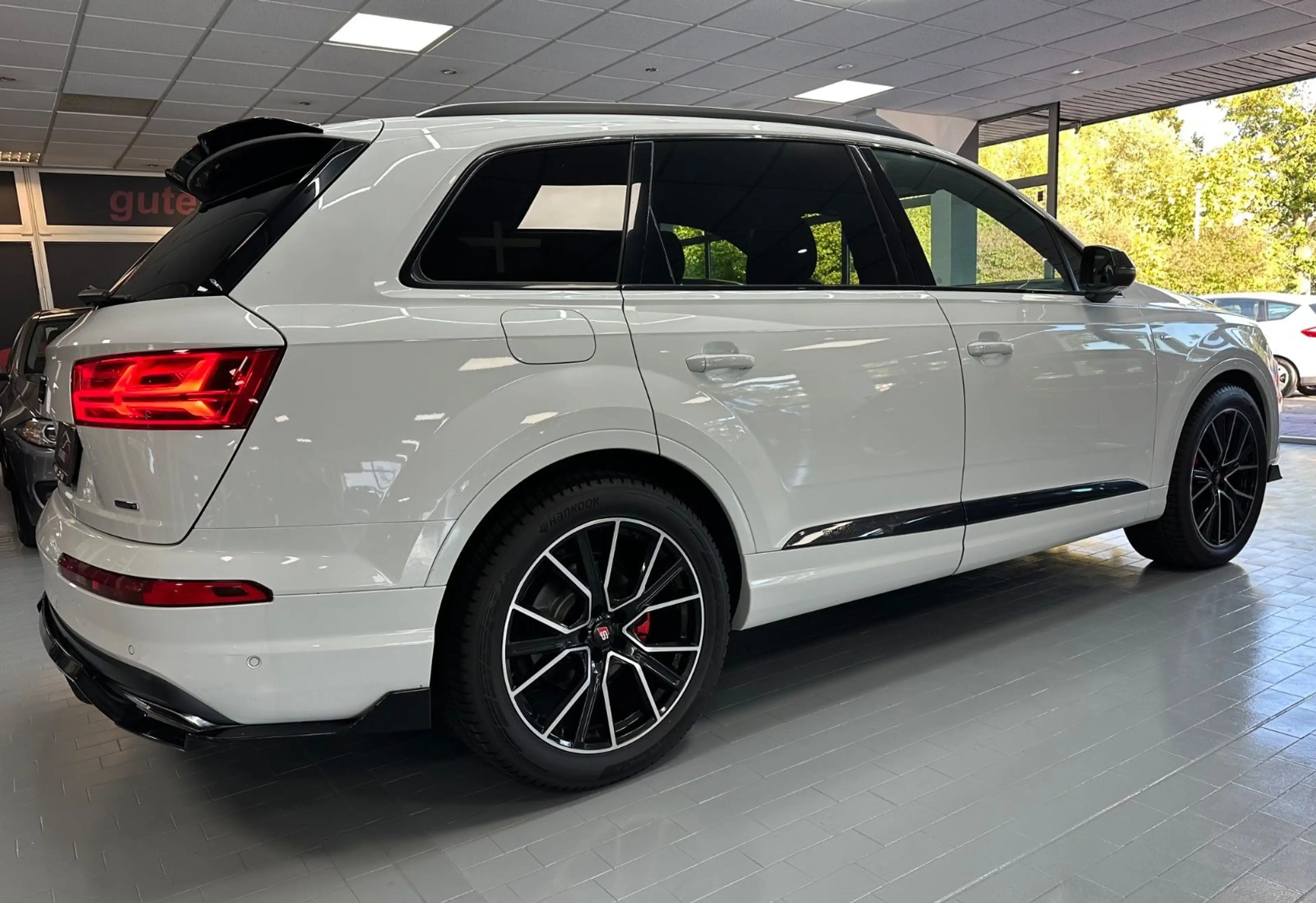 Audi Q7 3.0 TDI ultra quattro/ AHK/ Pano/ TÜV Neu — photo 9