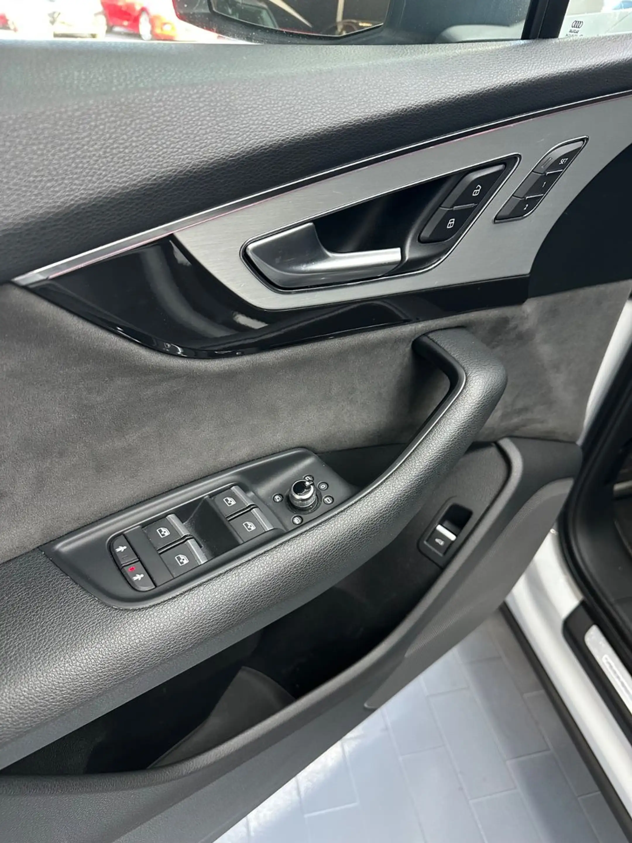Audi Q7 3.0 TDI ultra quattro/ AHK/ Pano/ TÜV Neu — photo 10
