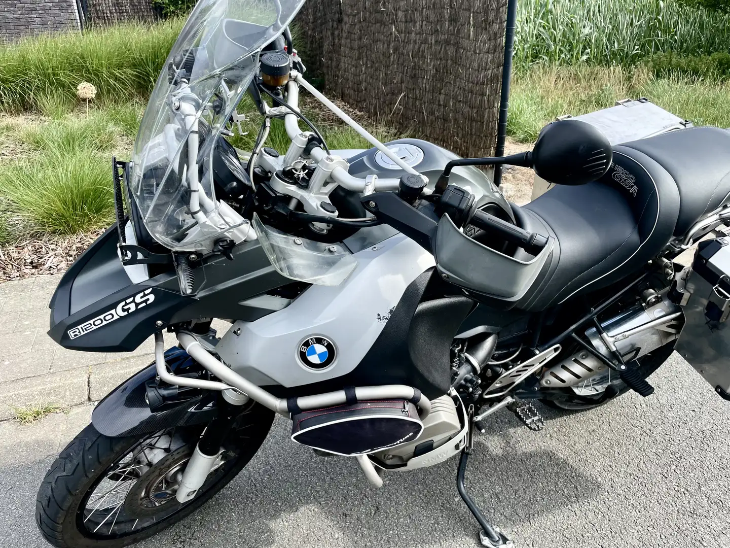 BMW R 1200 GS Adventure Noir - 2